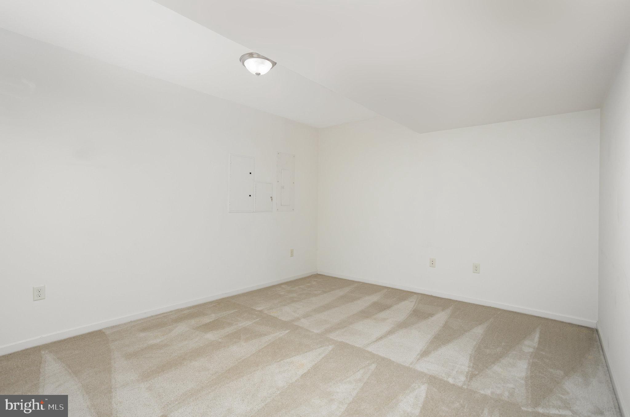 WEATHERSTONE - Residential