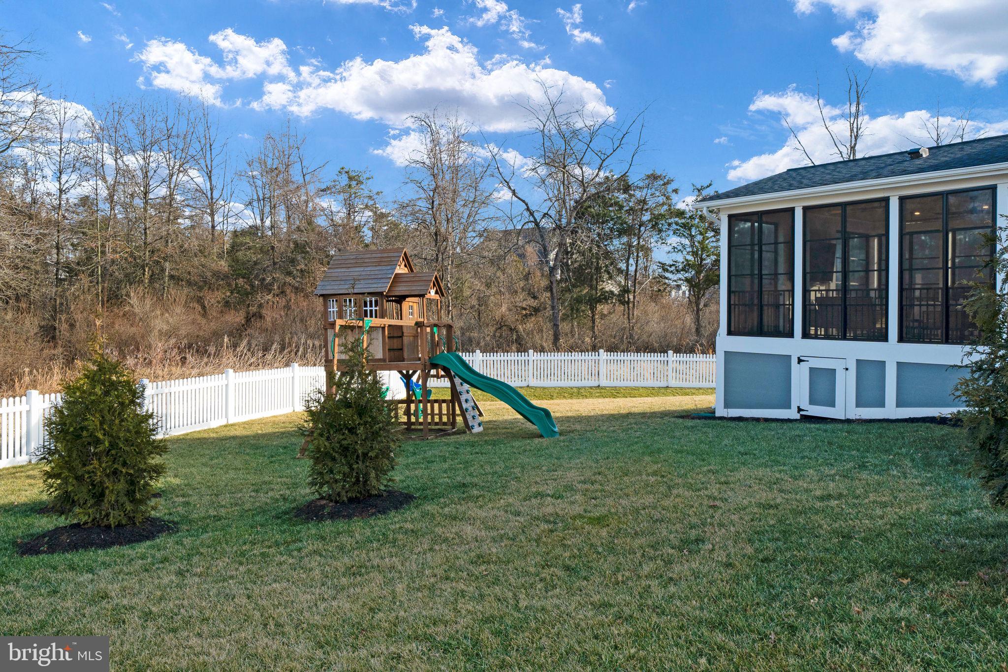 GROVE AT WILLOWSFORD - Residential