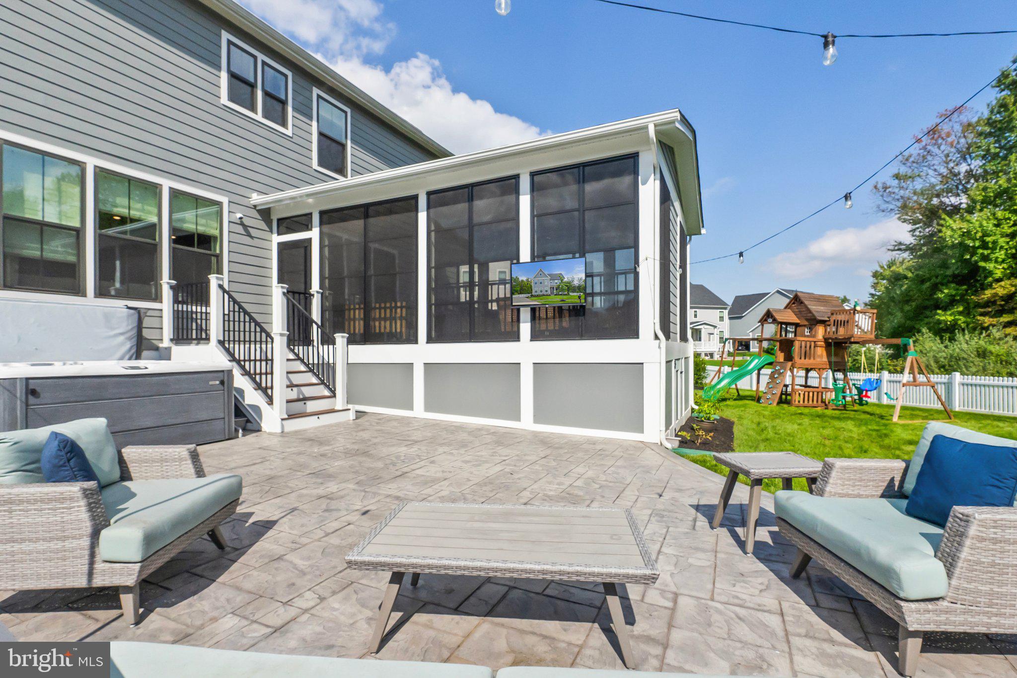 GROVE AT WILLOWSFORD - Residential