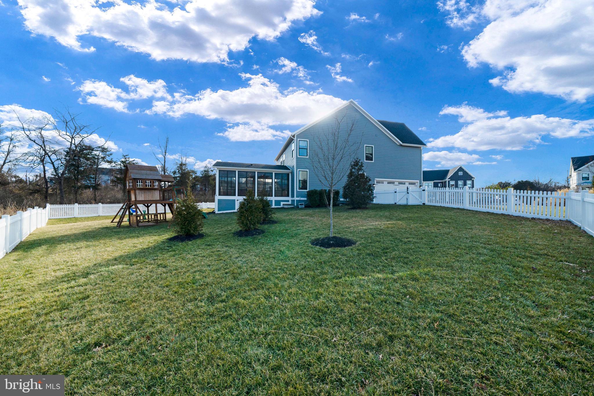 GROVE AT WILLOWSFORD - Residential