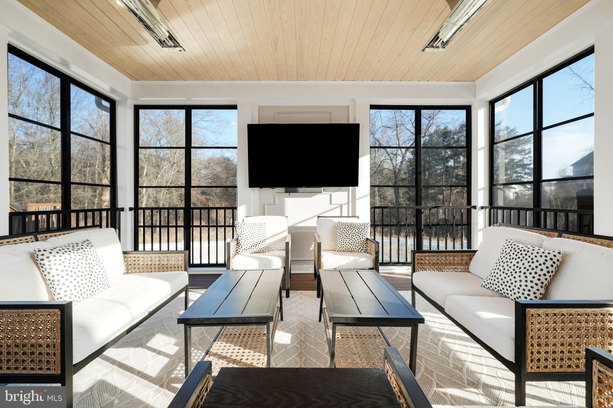 GROVE AT WILLOWSFORD - Residential