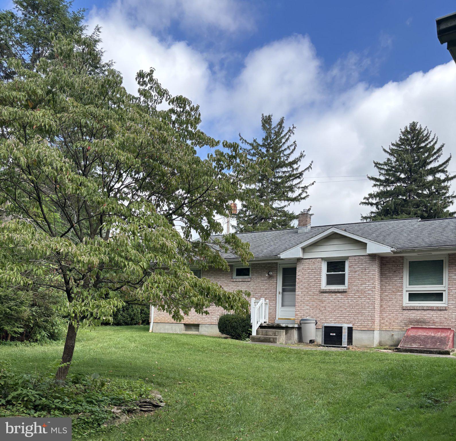 401 NOBLE STREET