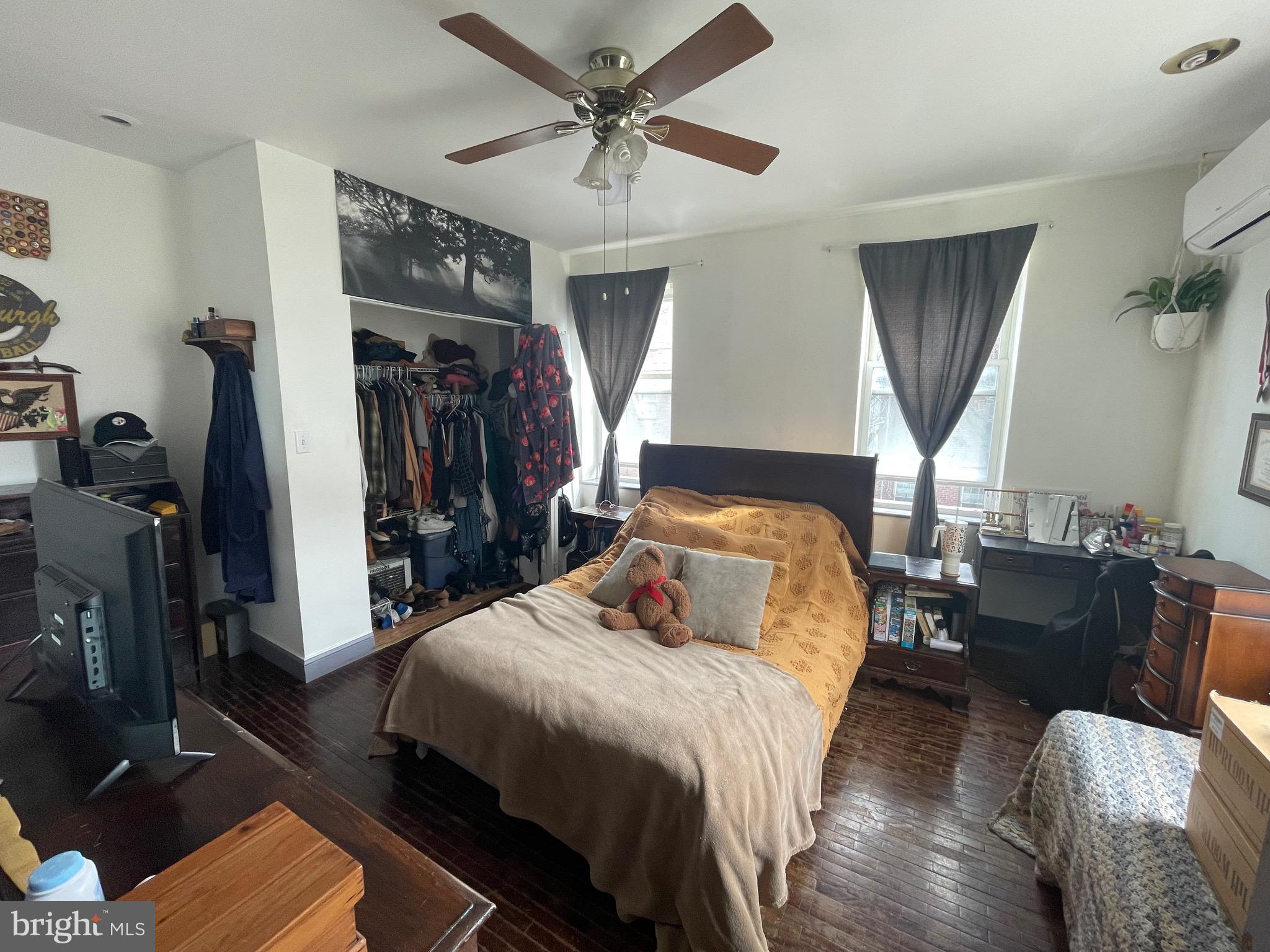 PHILADELPHIA (SOUTH) - Residential Income