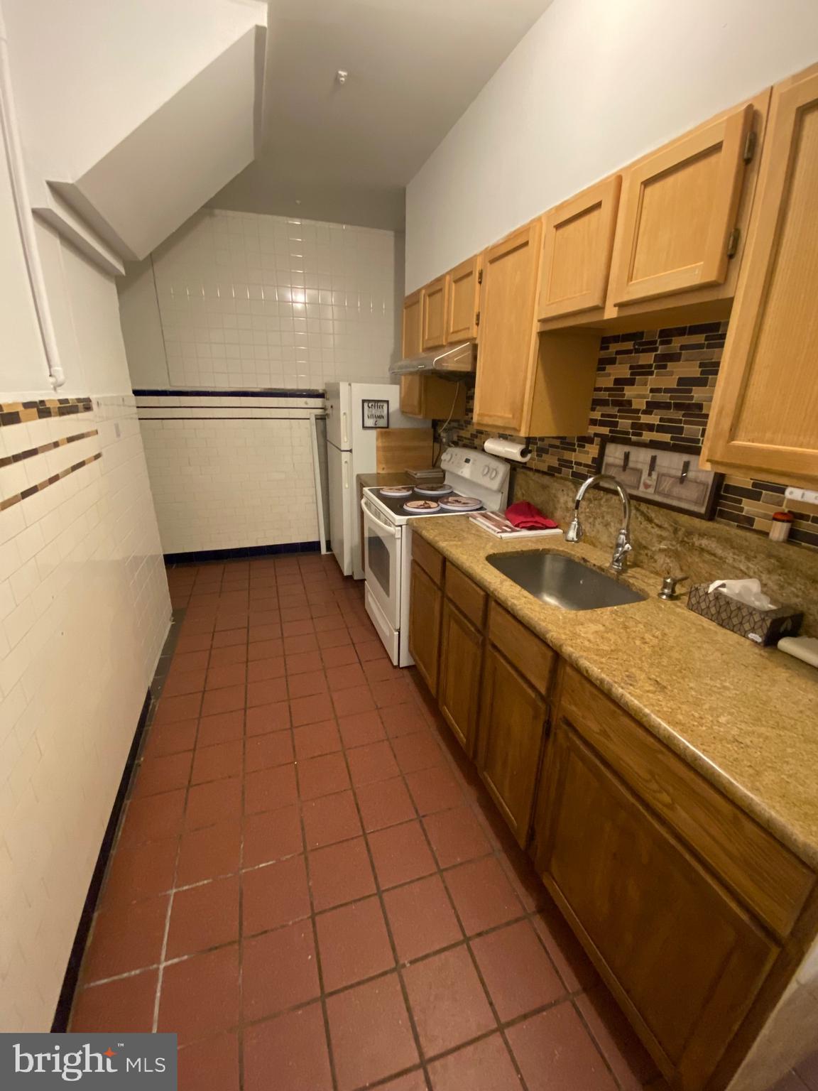 1162 S 10TH STREET