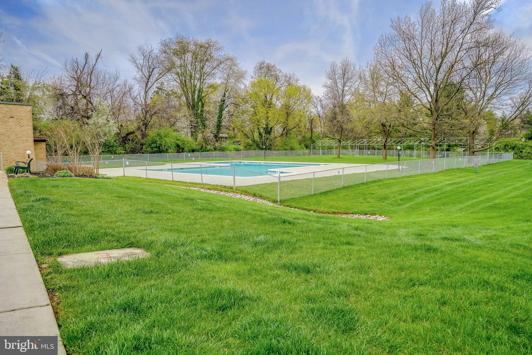 PLYMOUTH HILL - Residential