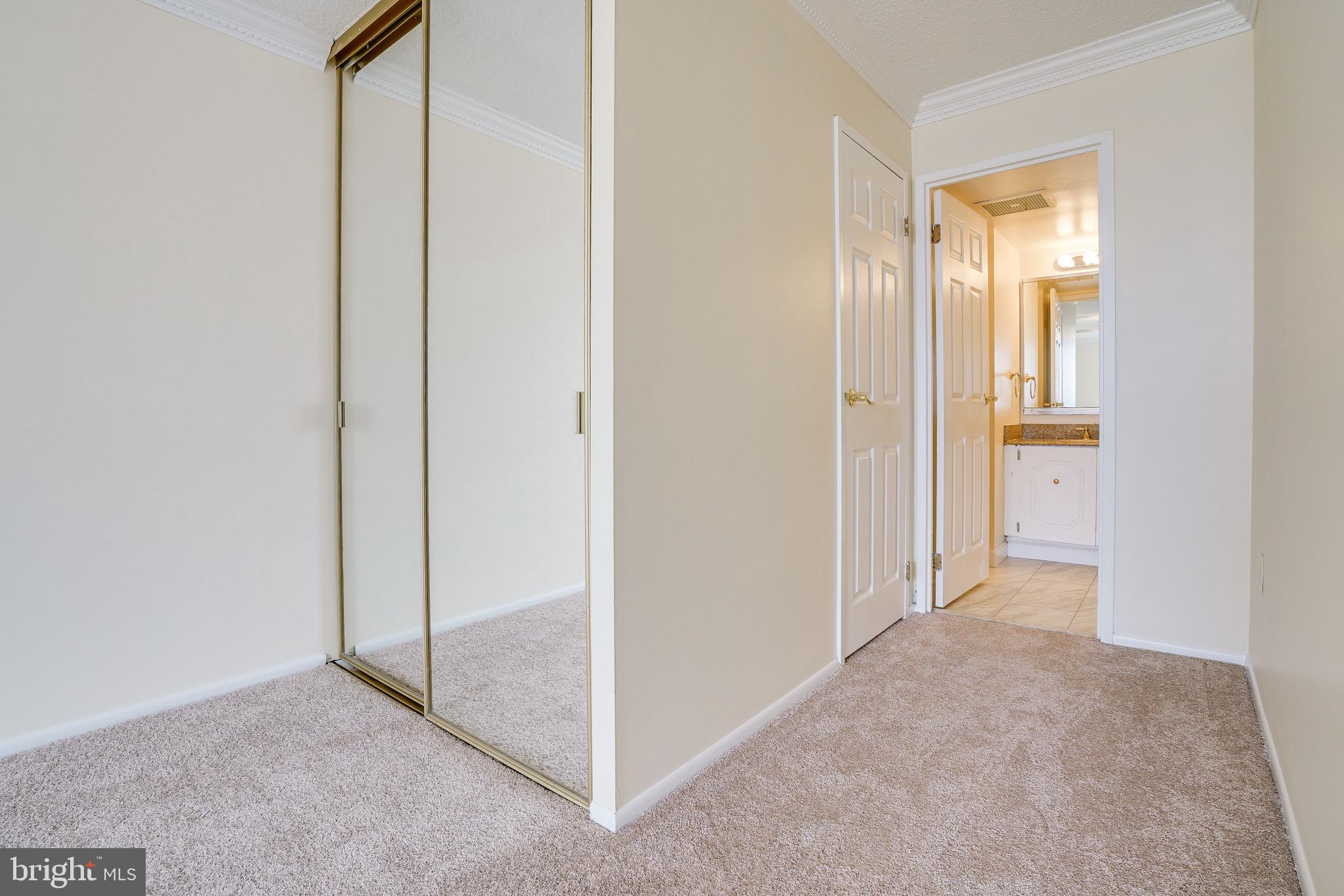 PLYMOUTH HILL - Residential