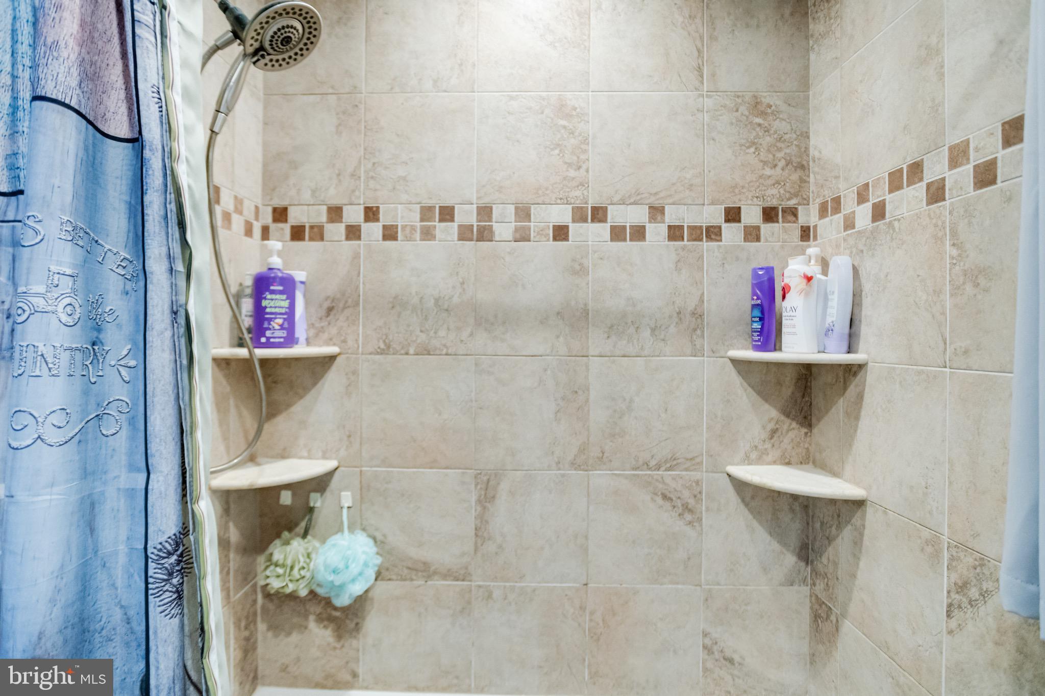 HOMESTEAD VILLAGE - Residential