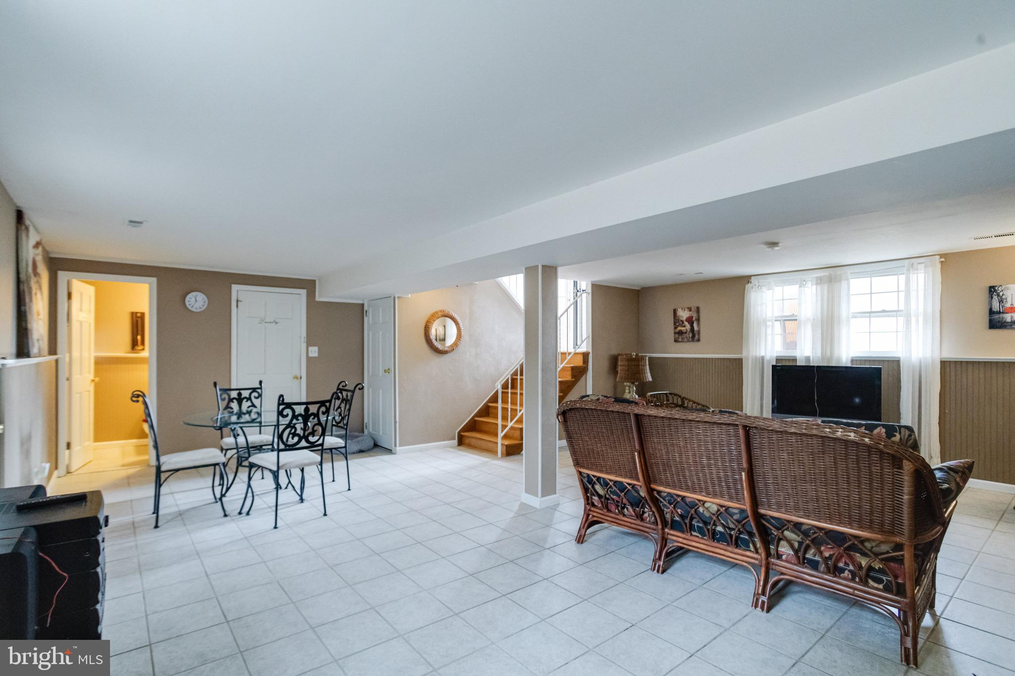 HOMESTEAD VILLAGE - Residential