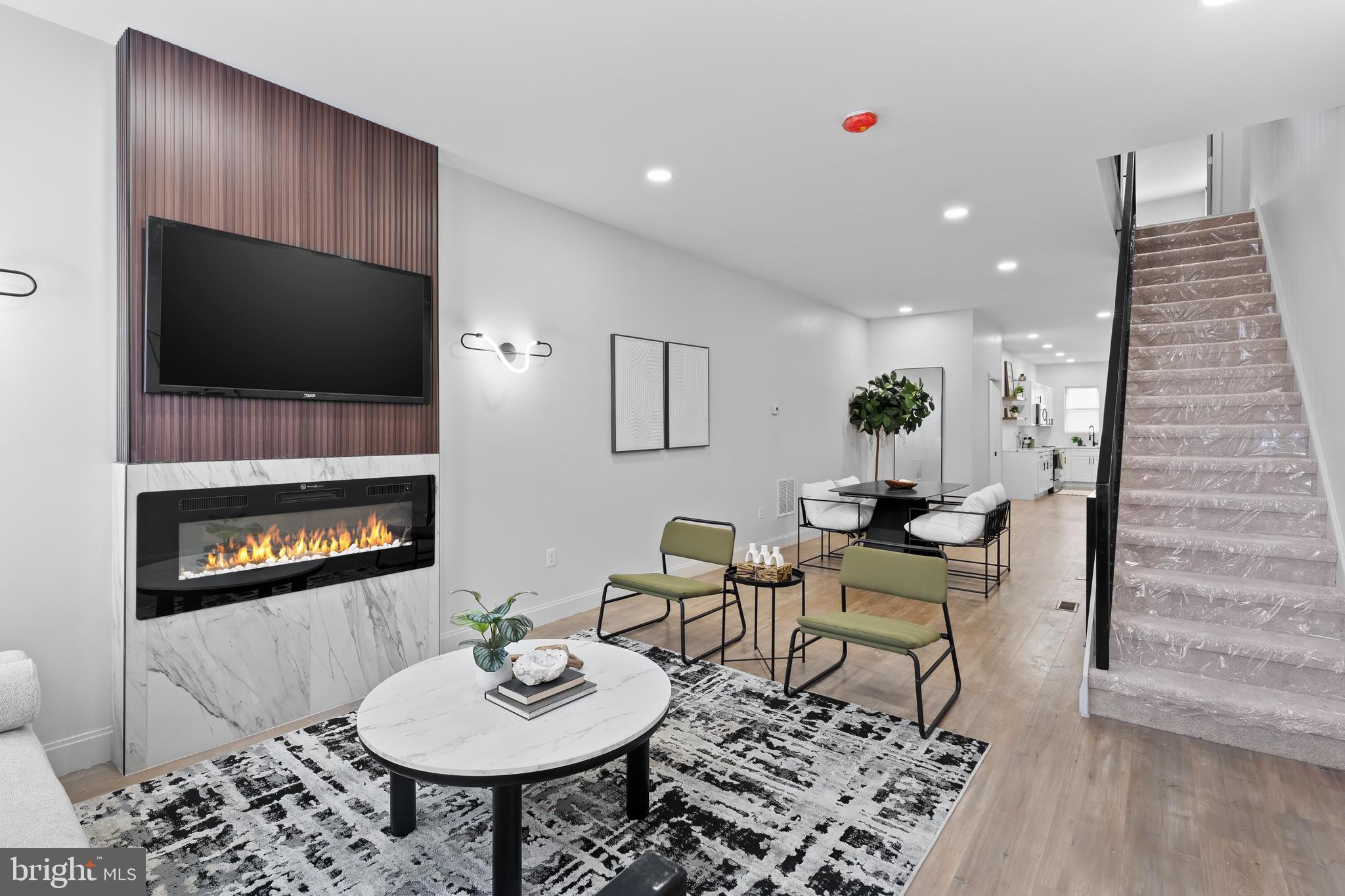 EAST BALTIMORE MIDWAY - Residential