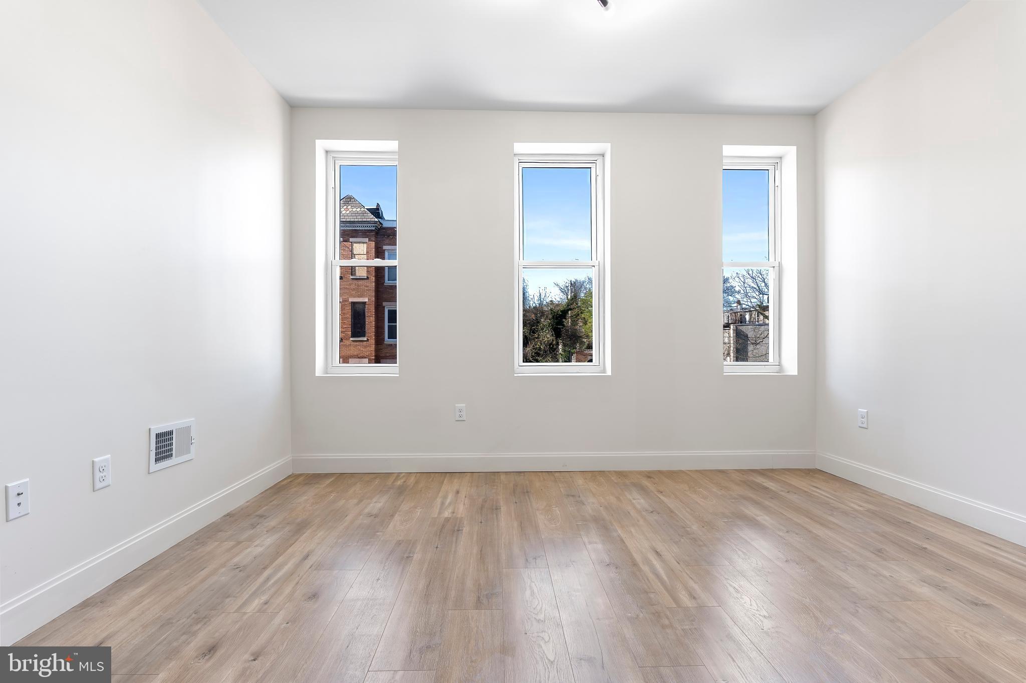 EAST BALTIMORE MIDWAY - Residential