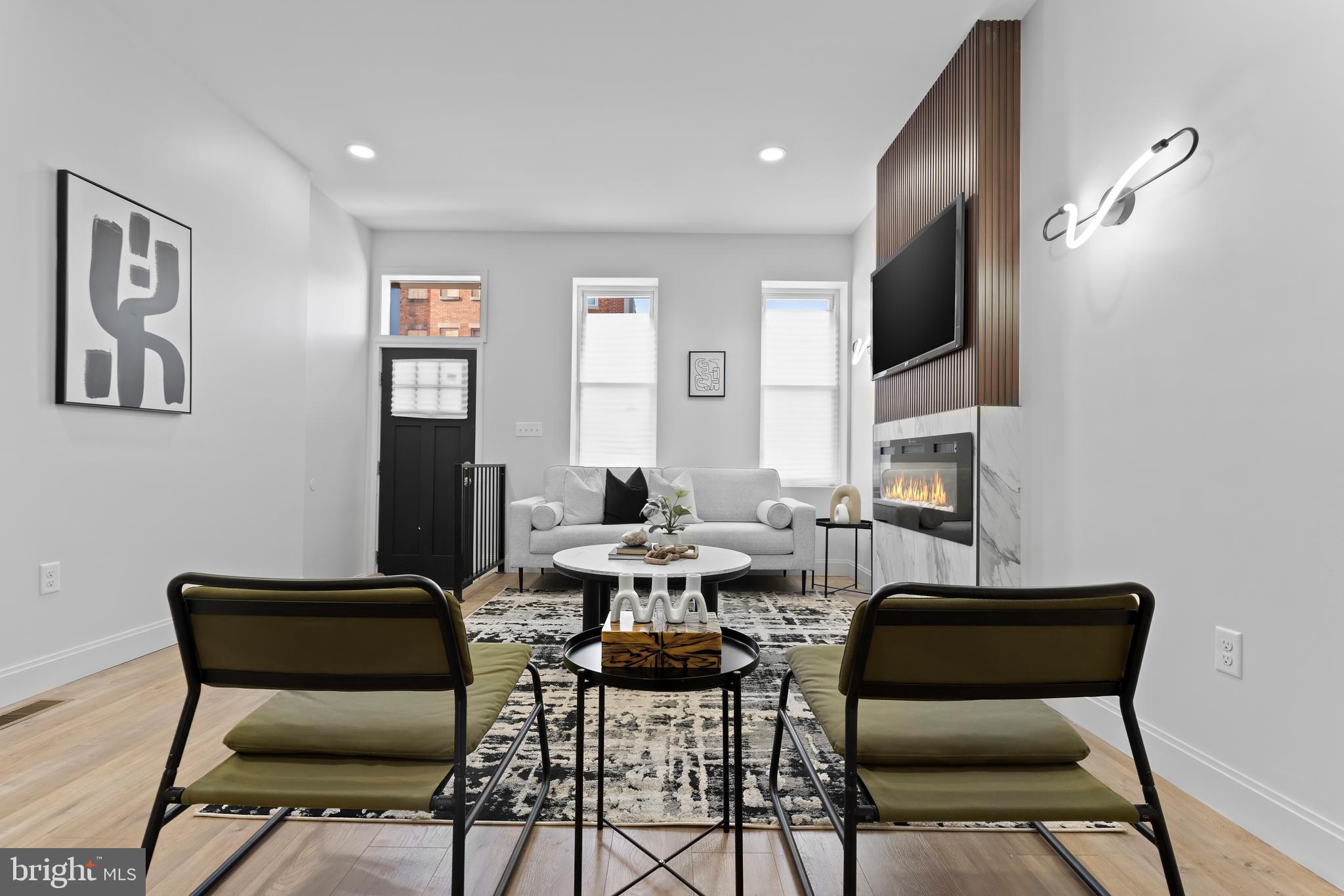 EAST BALTIMORE MIDWAY - Residential