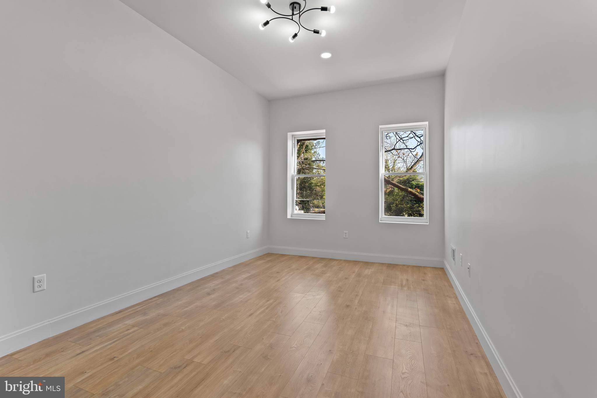 EAST BALTIMORE MIDWAY - Residential