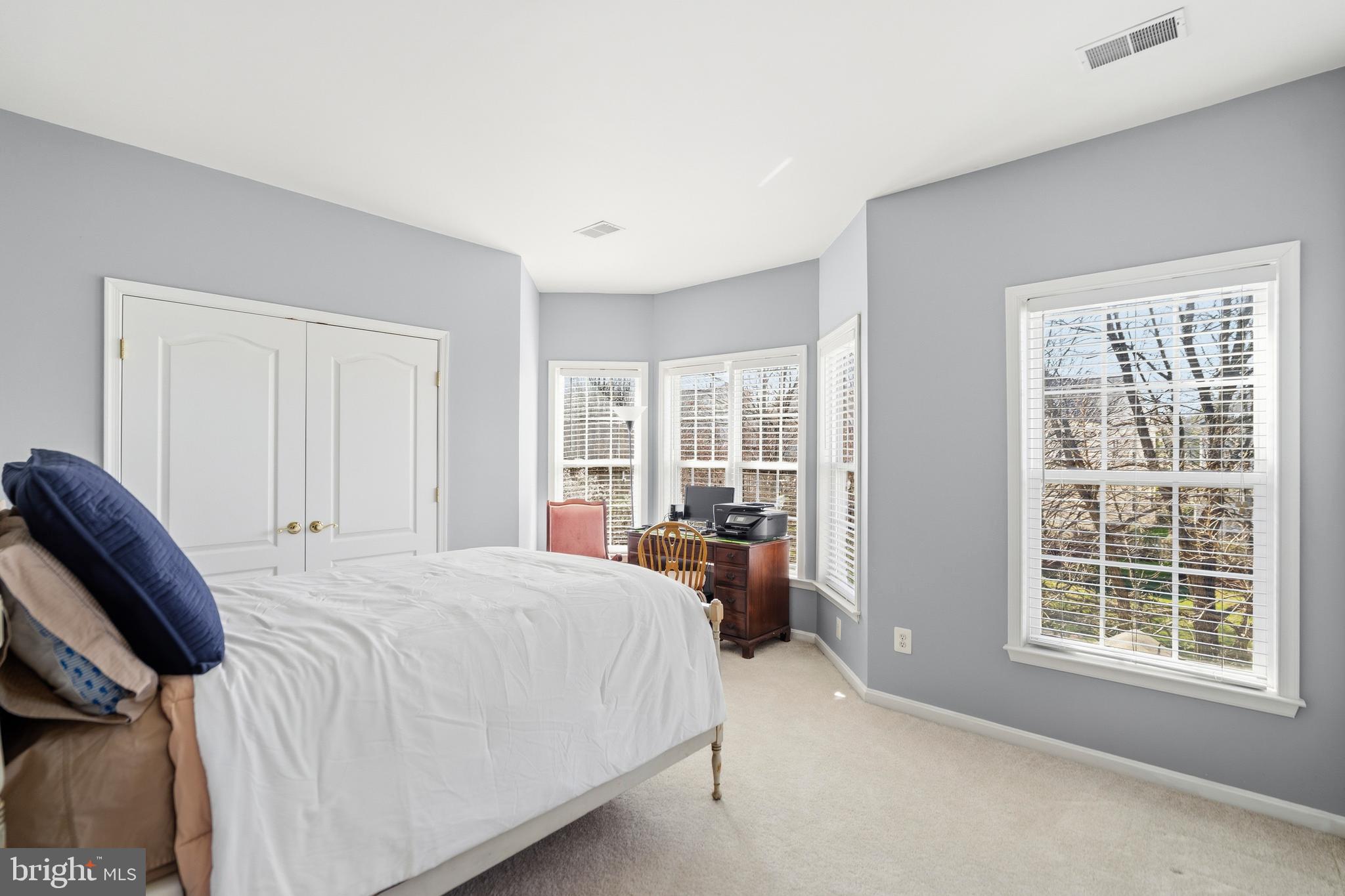 BROADLANDS SOUTH - Residential