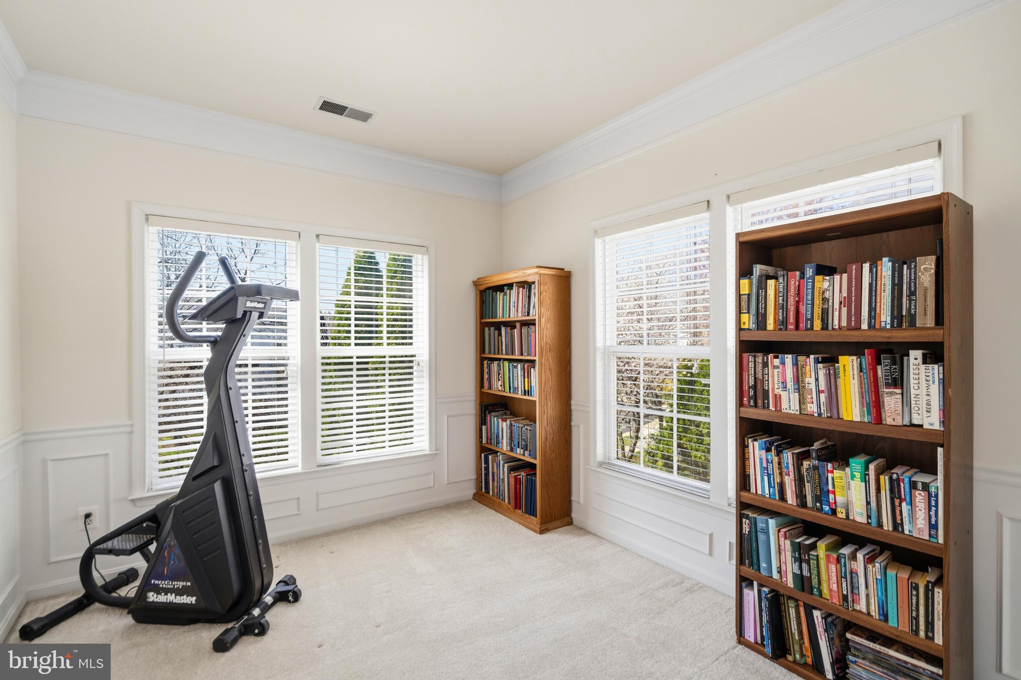 BROADLANDS SOUTH - Residential