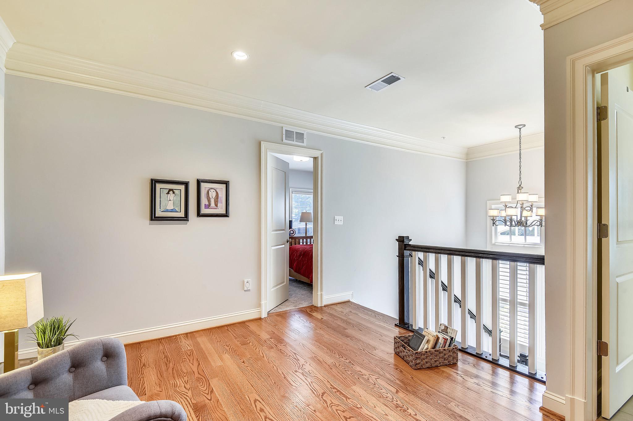 WOODHAVEN - Residential