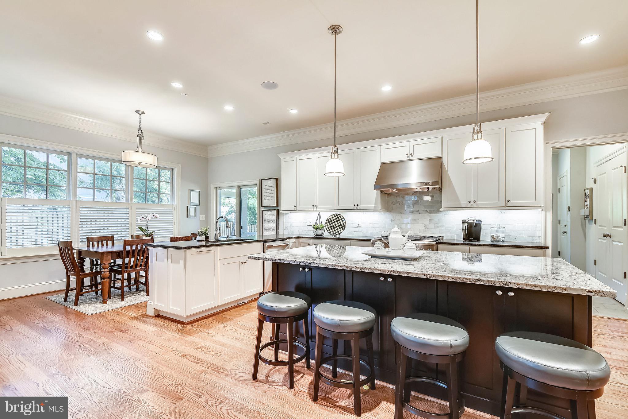 WOODHAVEN - Residential