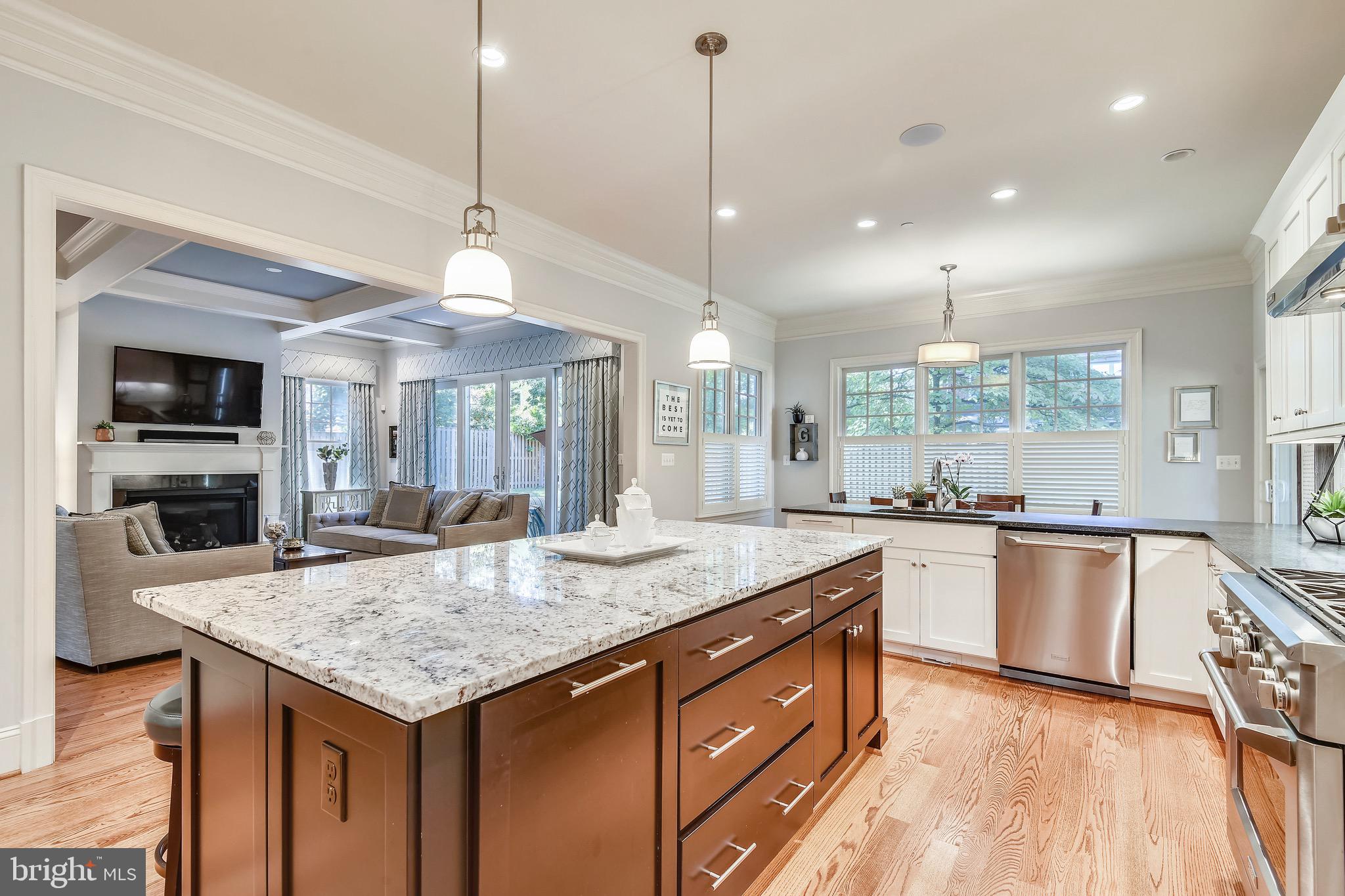 WOODHAVEN - Residential
