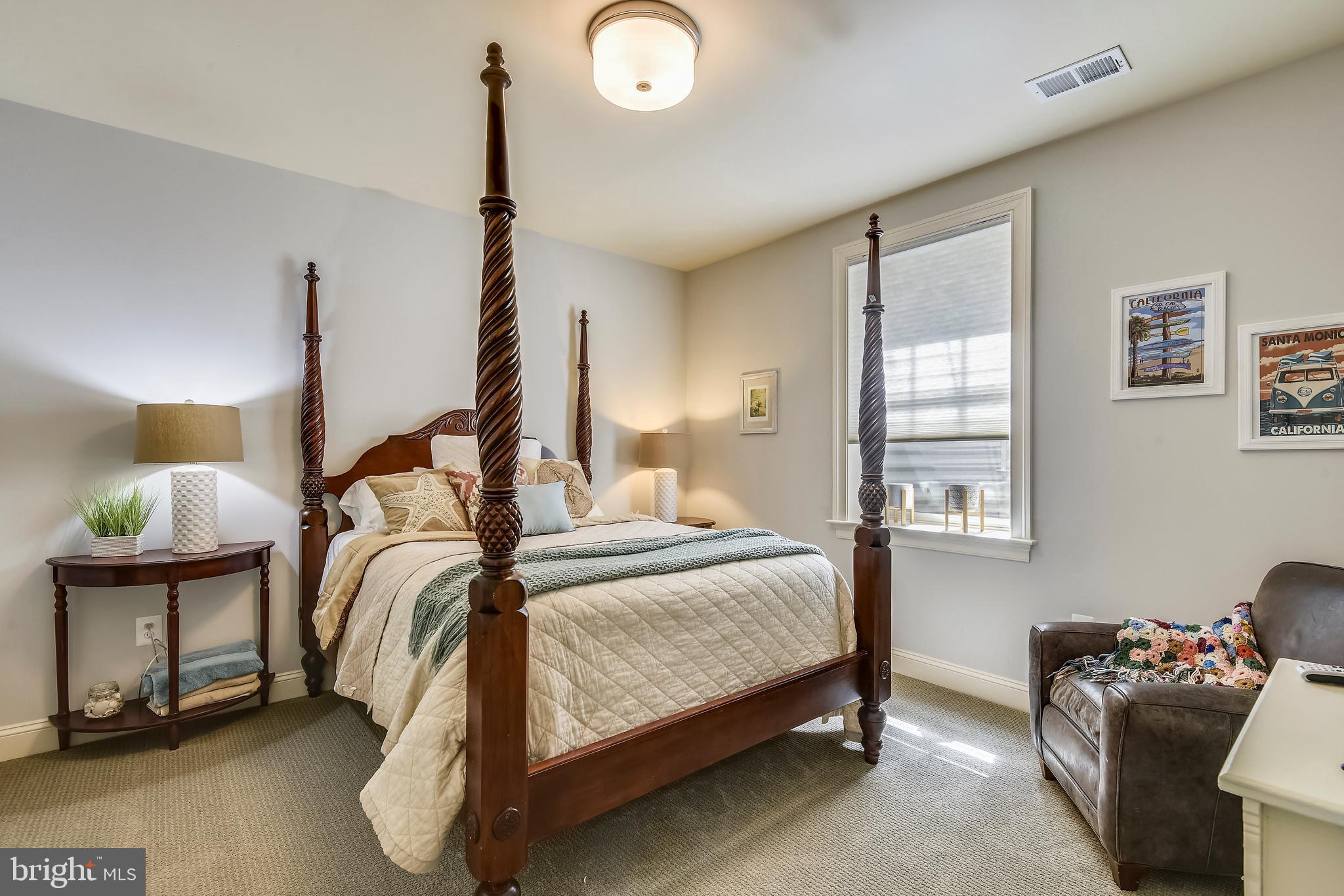 WOODHAVEN - Residential