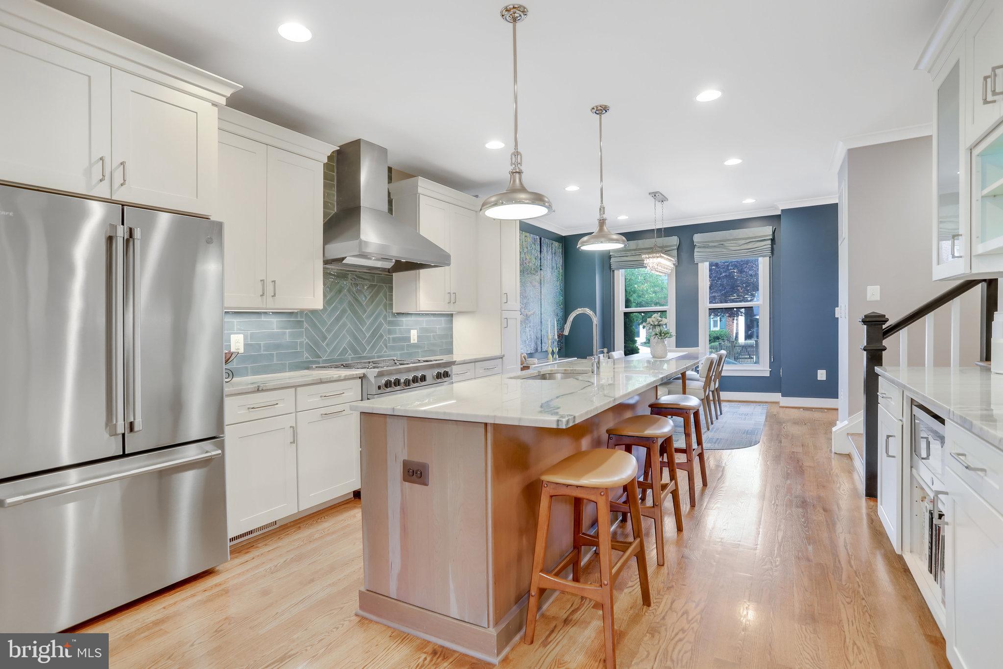 OLD TOWN ALEXANDRIA - Residential