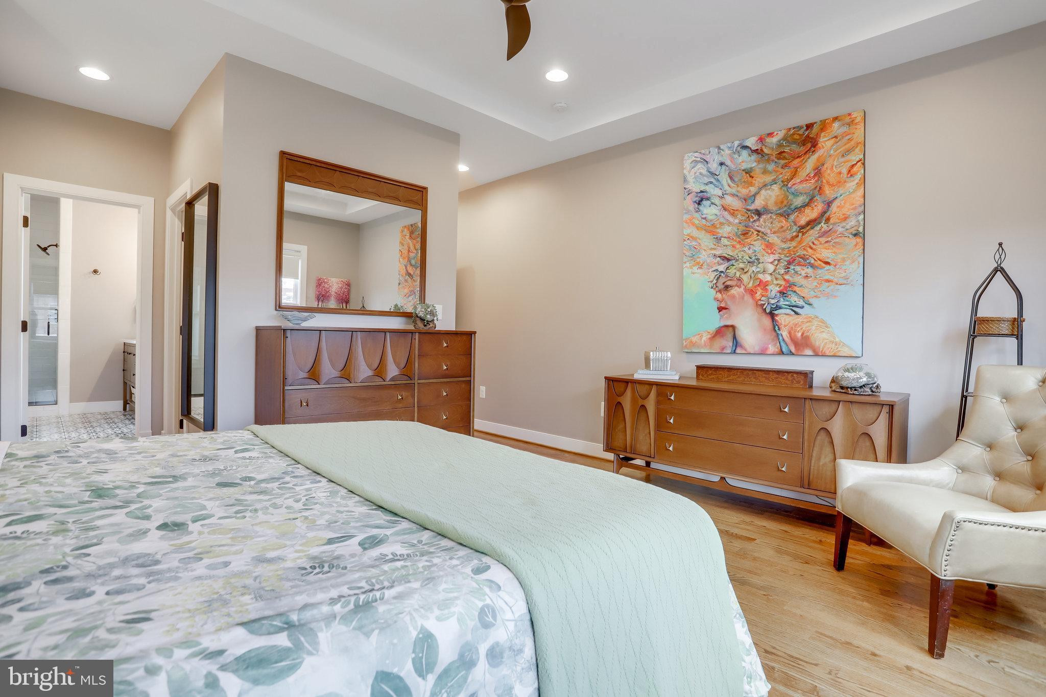 OLD TOWN ALEXANDRIA - Residential