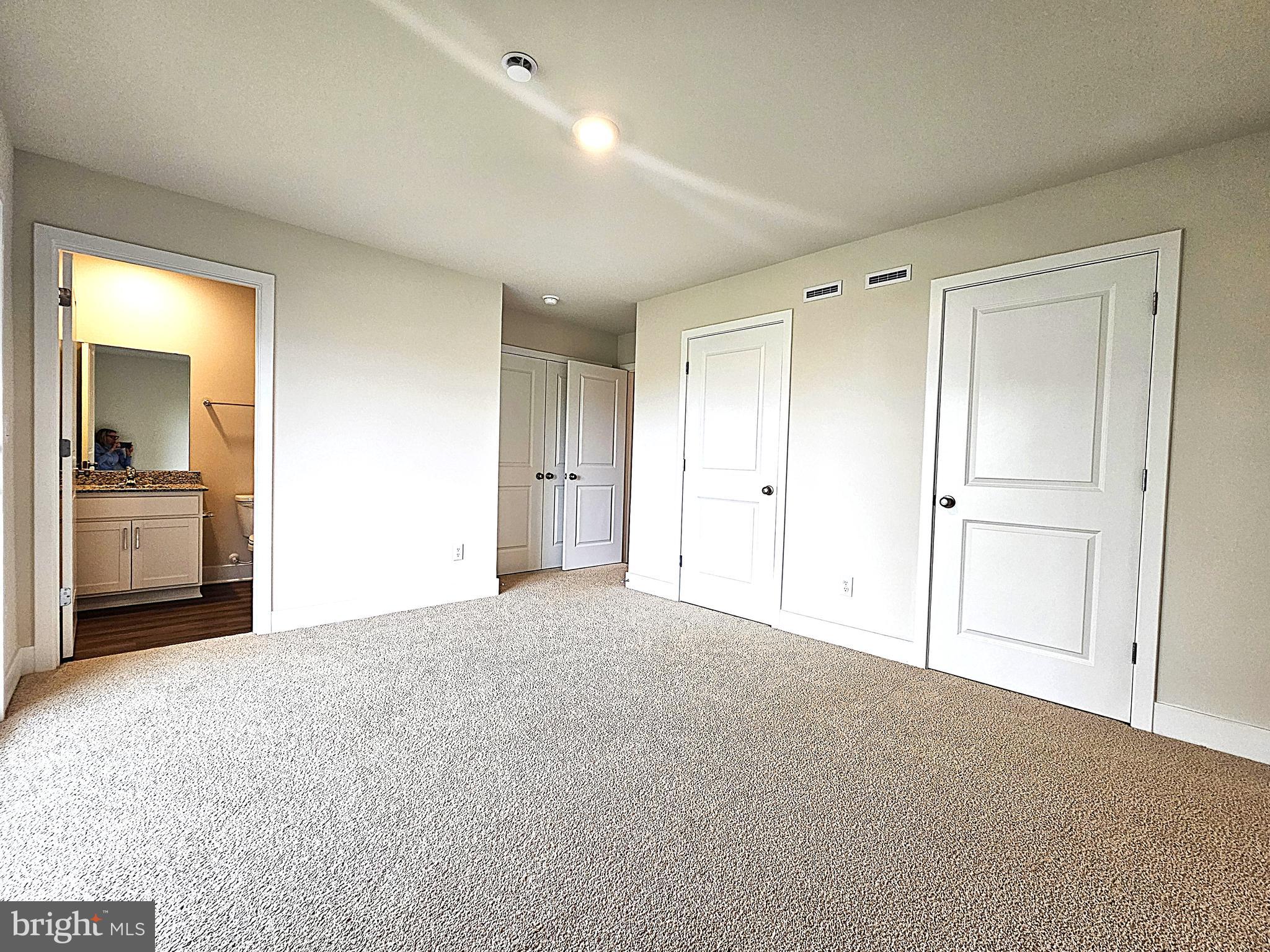 RETREAT AT WINDING CREEK - Residential Lease