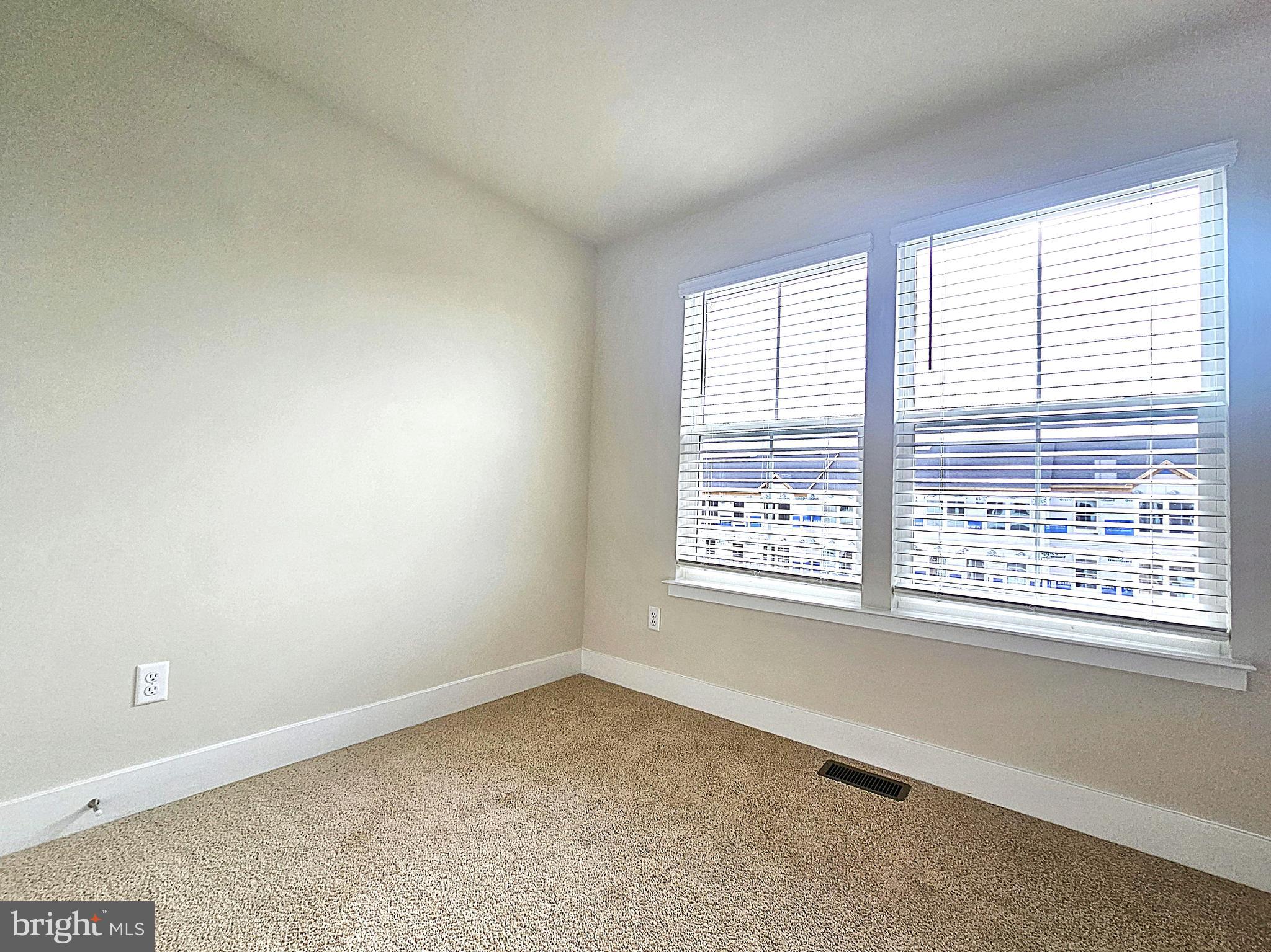 RETREAT AT WINDING CREEK - Residential Lease