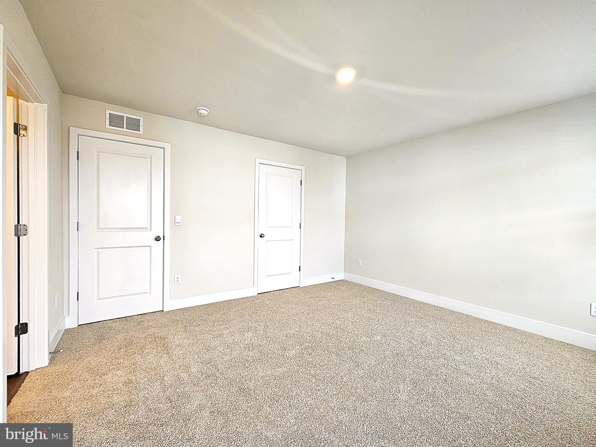 RETREAT AT WINDING CREEK - Residential Lease