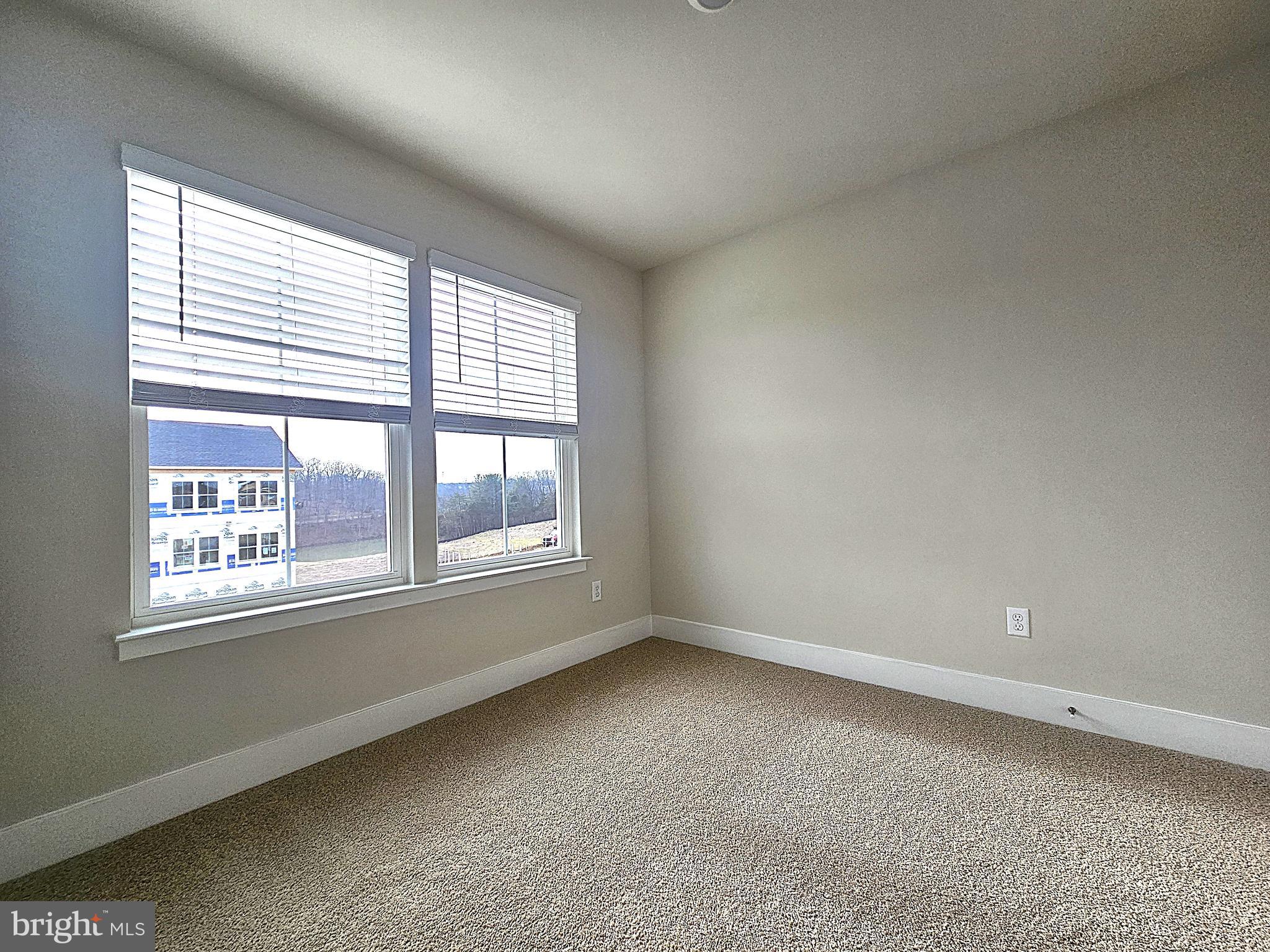 RETREAT AT WINDING CREEK - Residential Lease