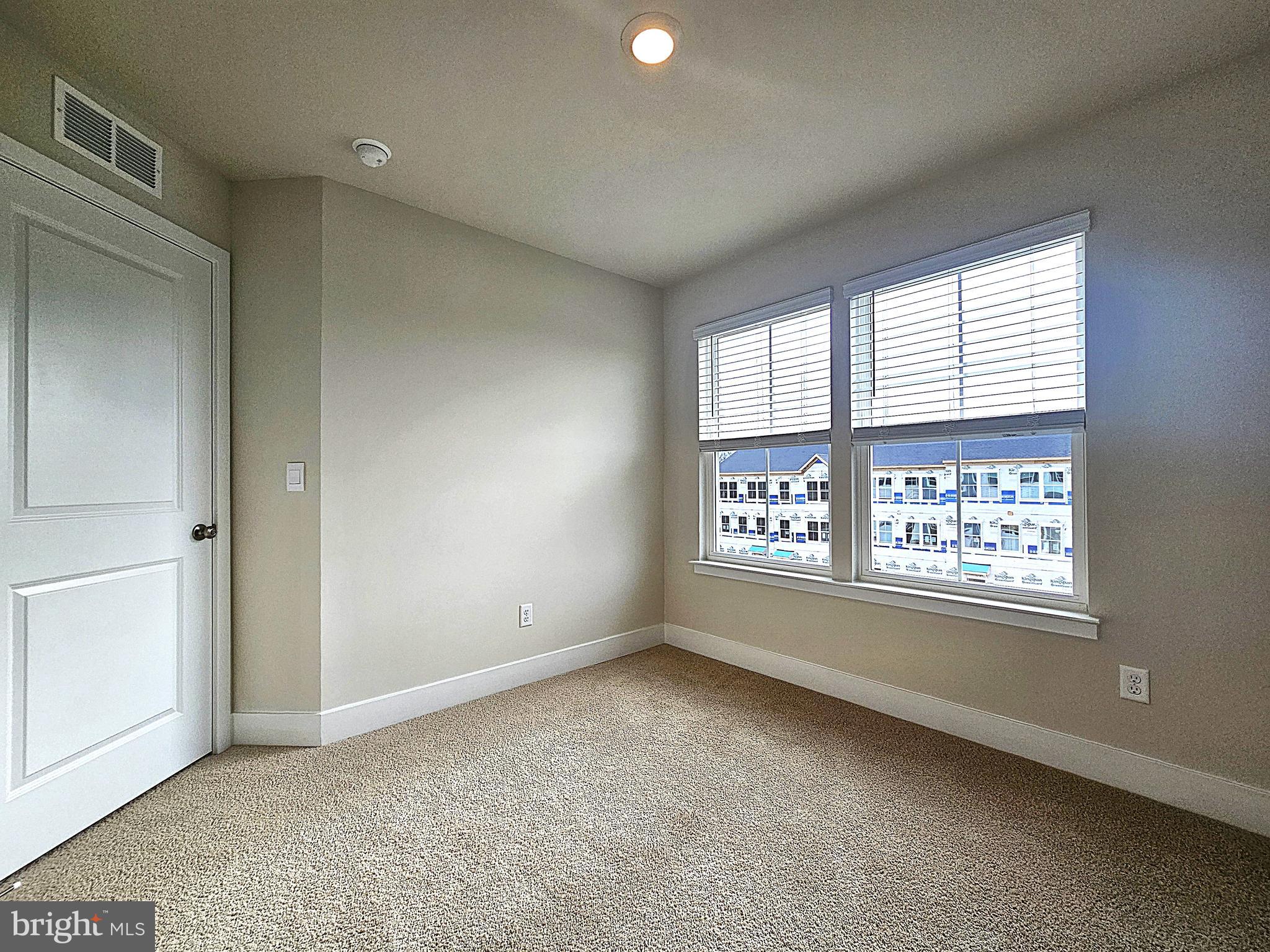 RETREAT AT WINDING CREEK - Residential Lease