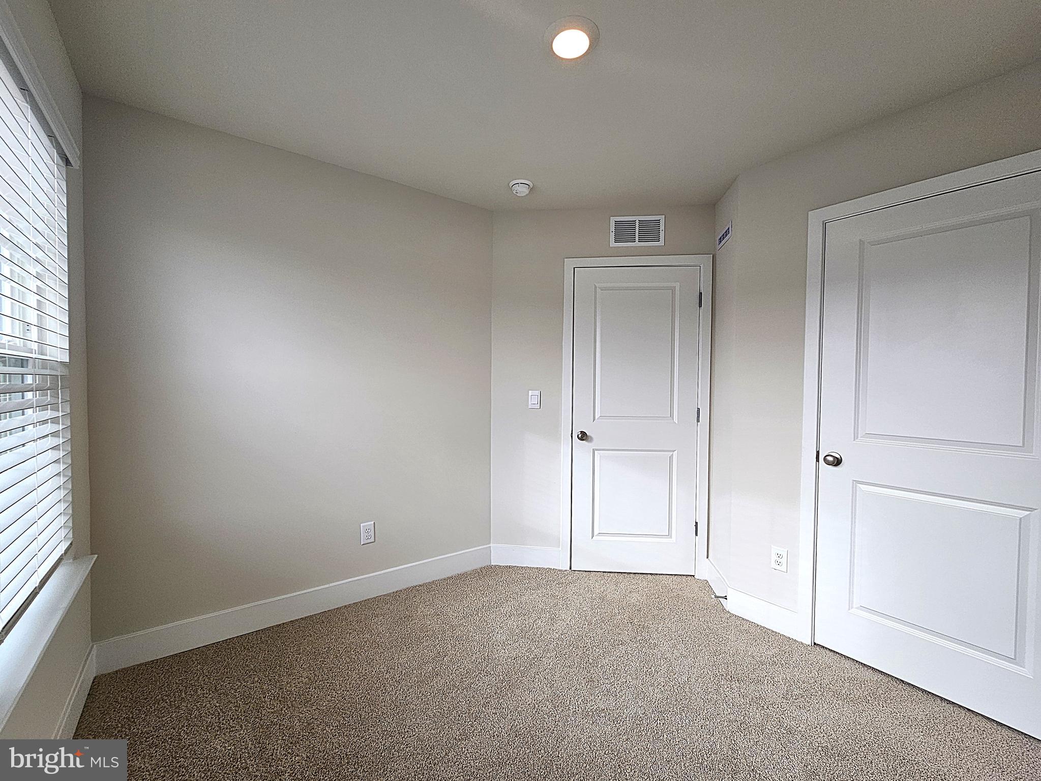 RETREAT AT WINDING CREEK - Residential Lease