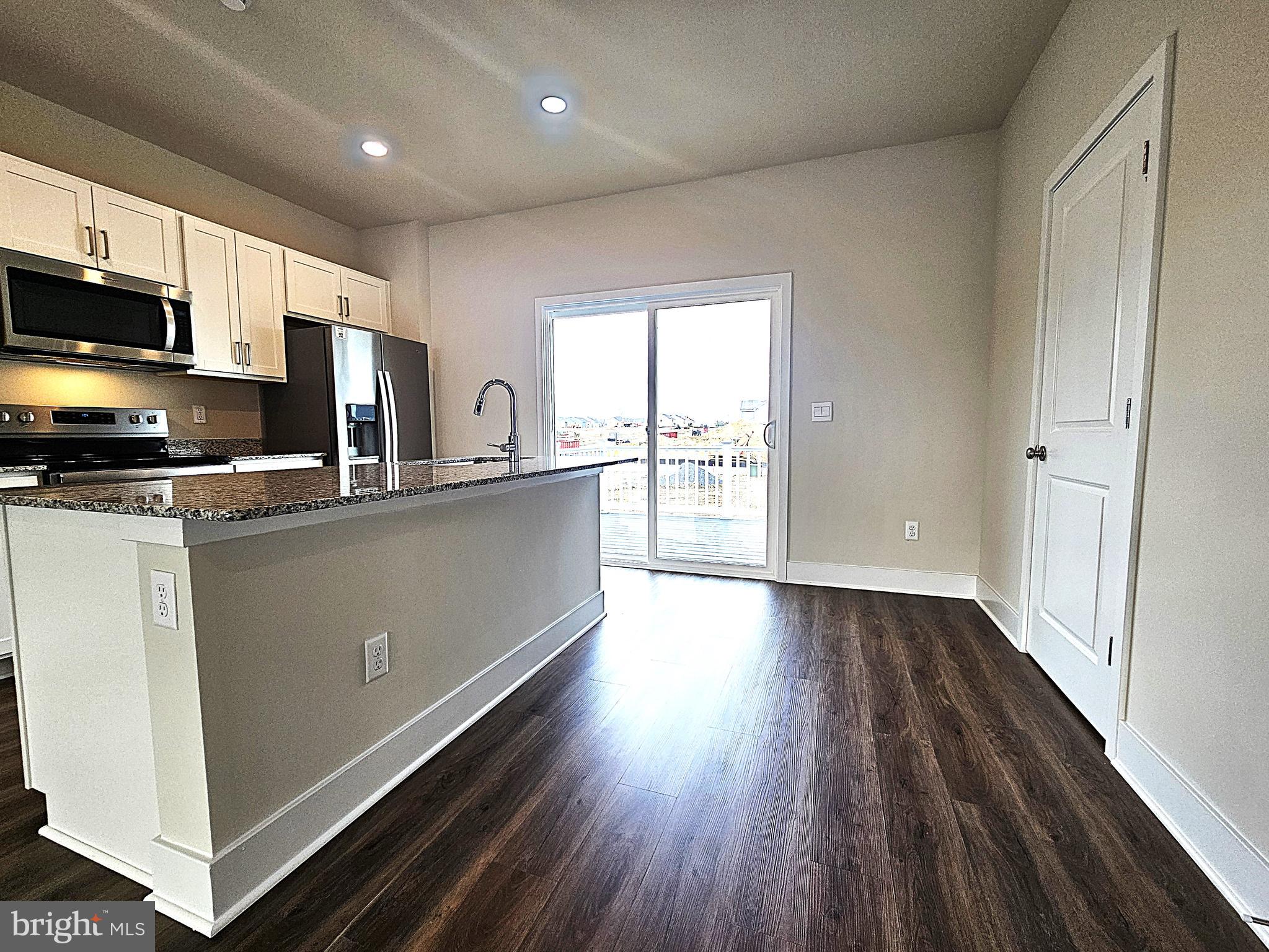 RETREAT AT WINDING CREEK - Residential Lease