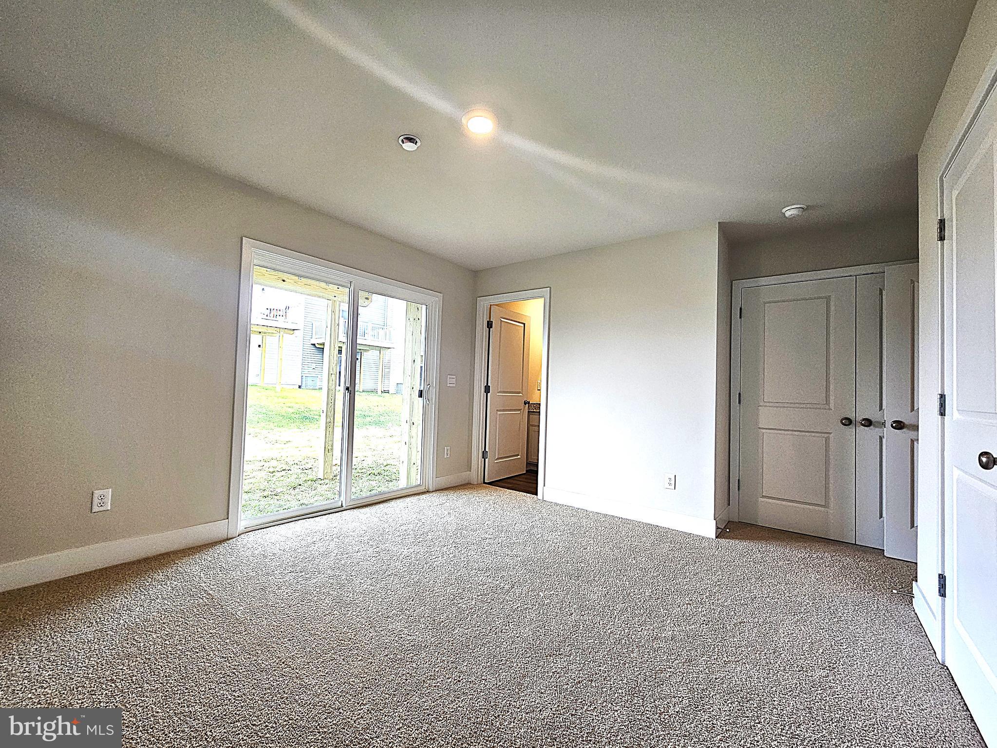 RETREAT AT WINDING CREEK - Residential Lease