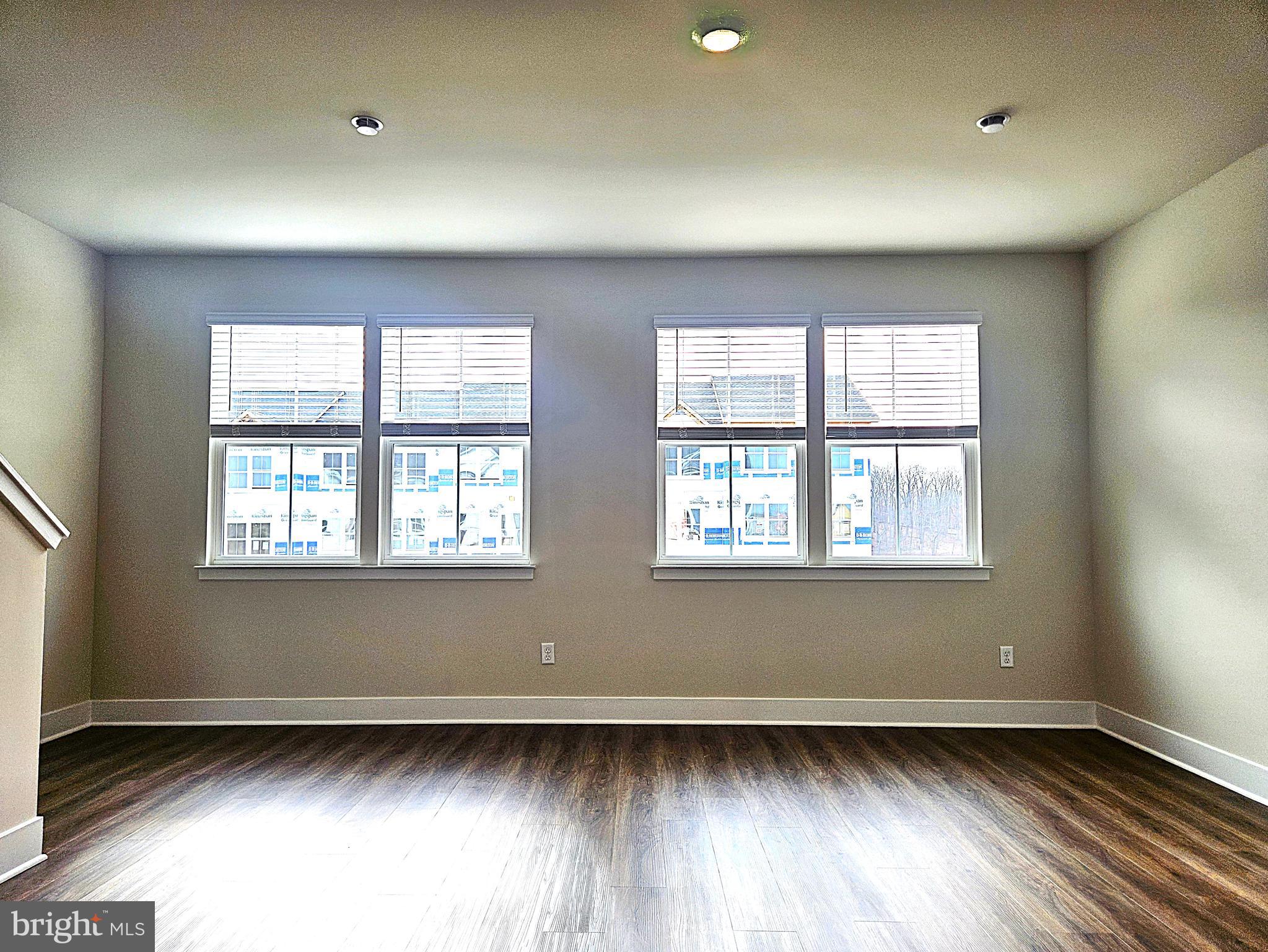 RETREAT AT WINDING CREEK - Residential Lease