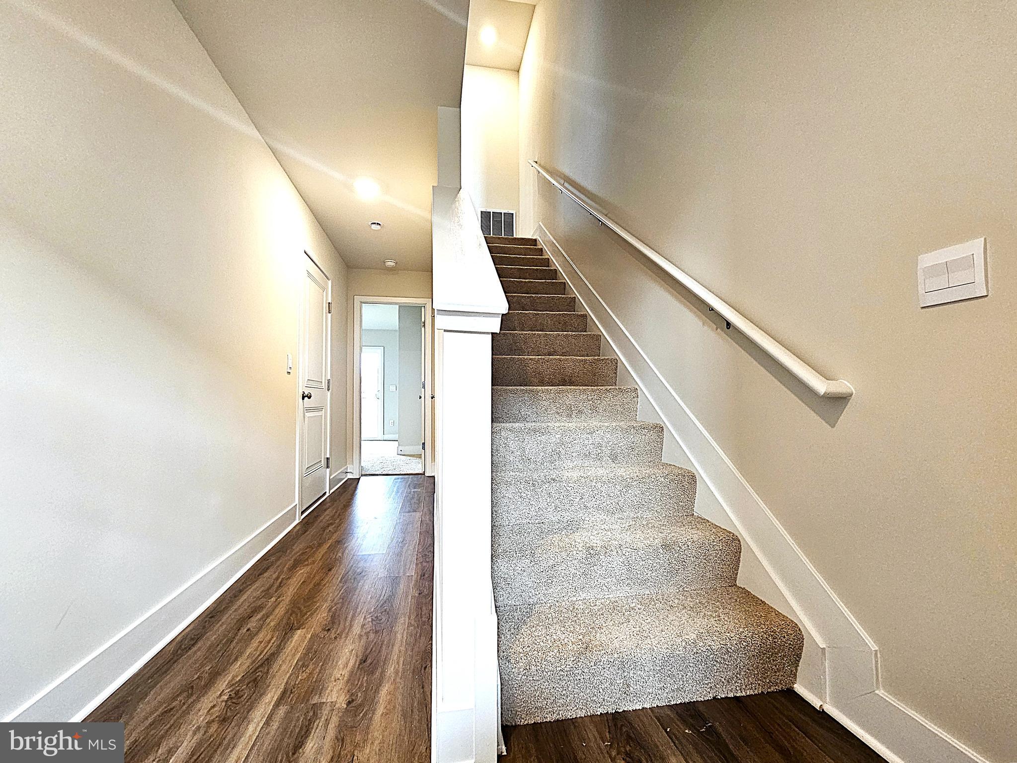 RETREAT AT WINDING CREEK - Residential Lease