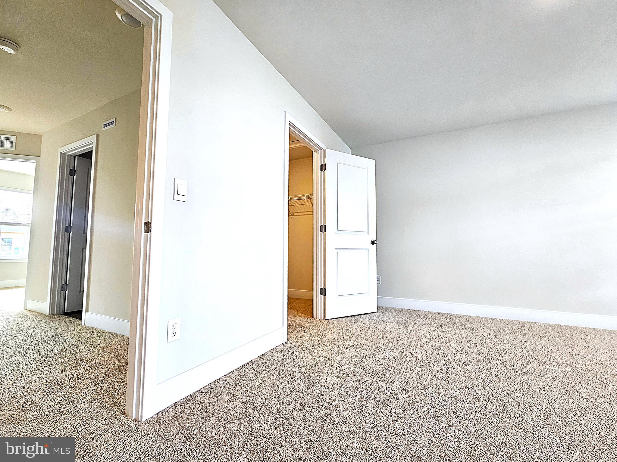 RETREAT AT WINDING CREEK - Residential Lease