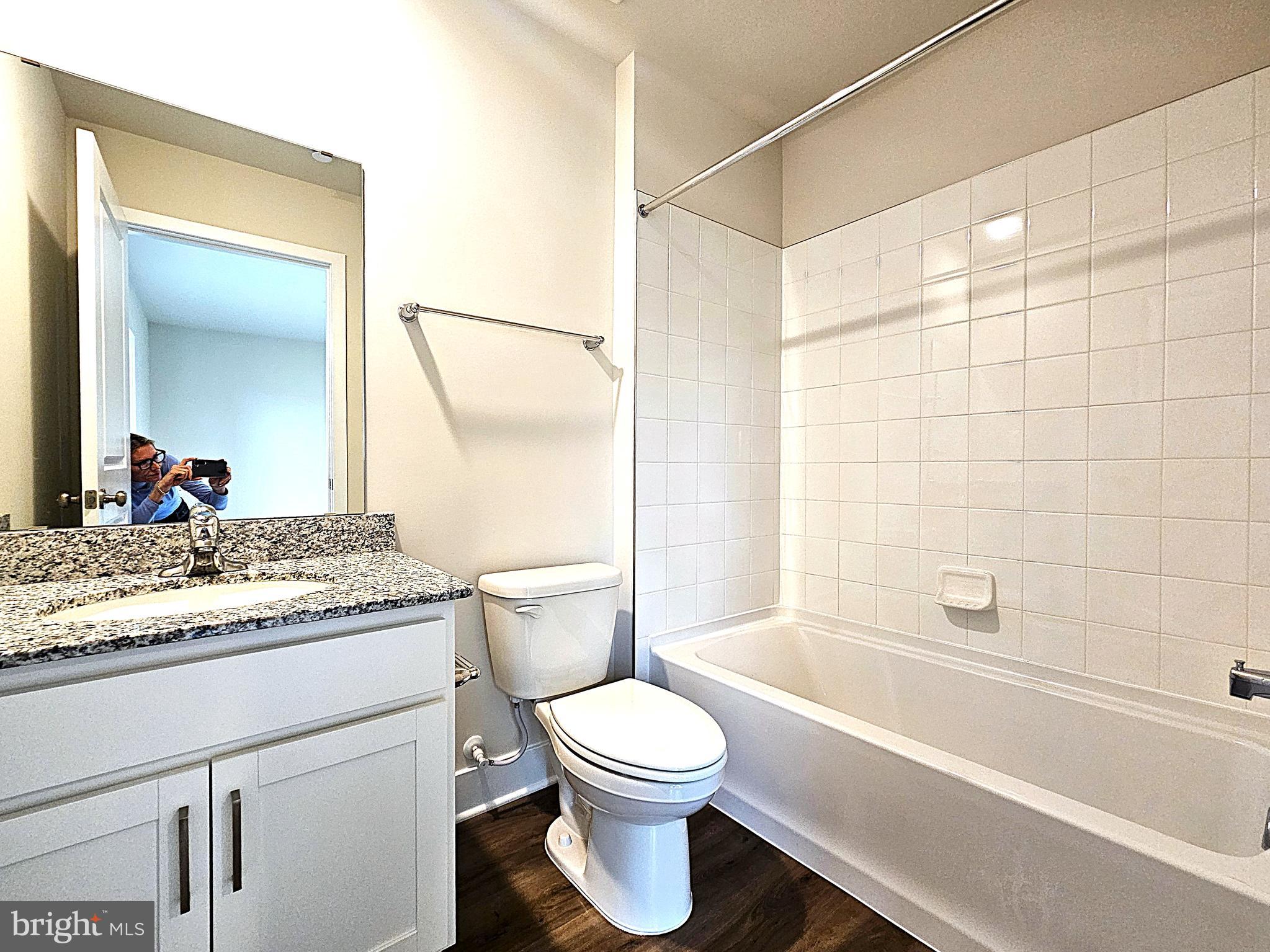 RETREAT AT WINDING CREEK - Residential Lease