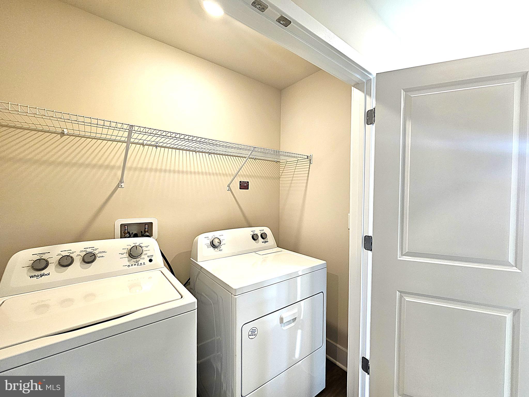 RETREAT AT WINDING CREEK - Residential Lease