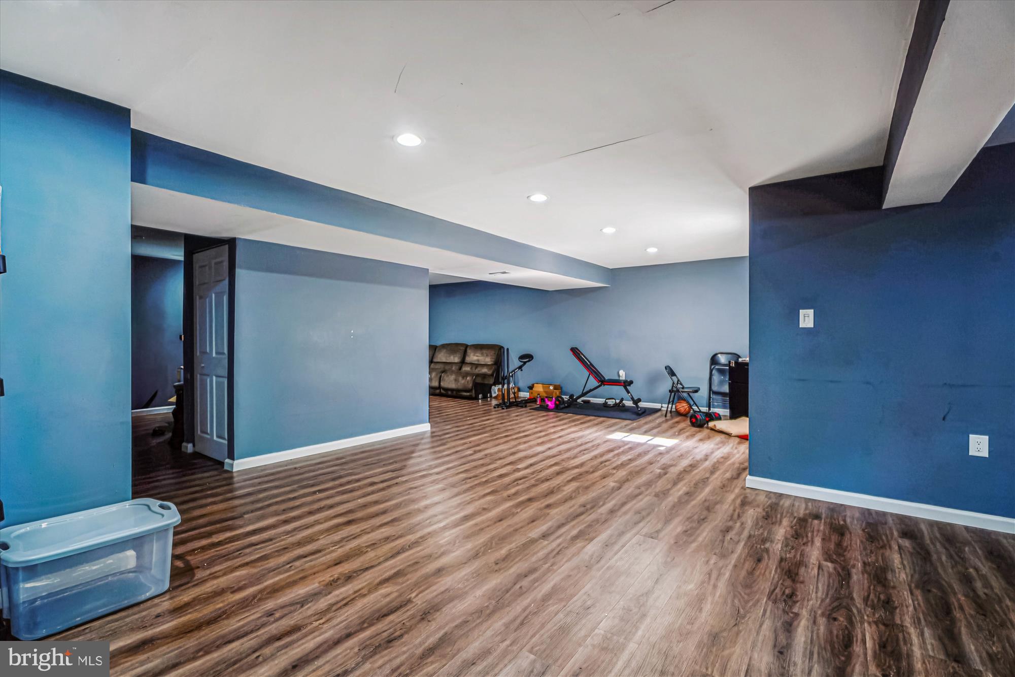 RIVERSIDE VILLAGES - Residential