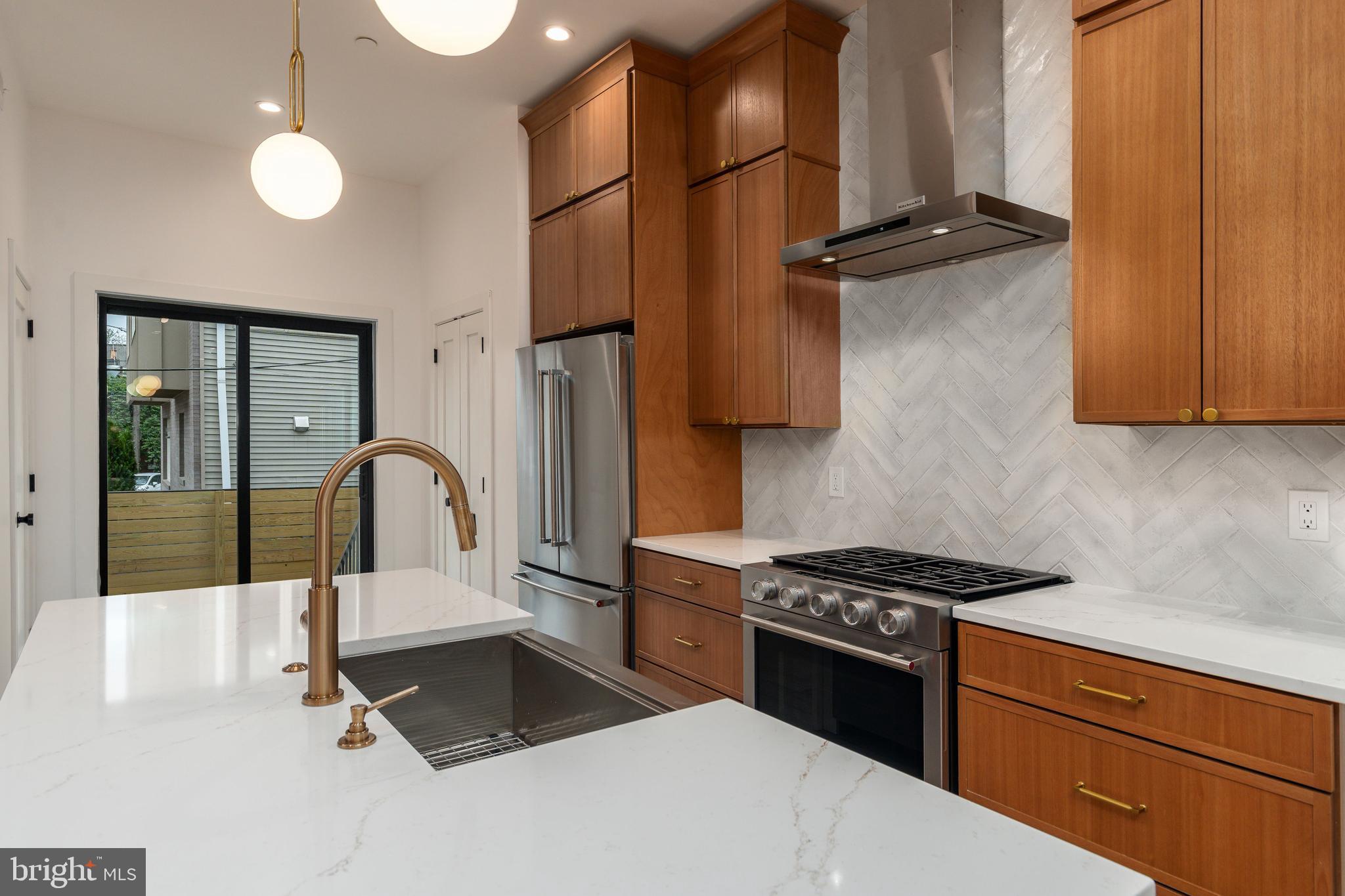 FISHTOWN - Residential