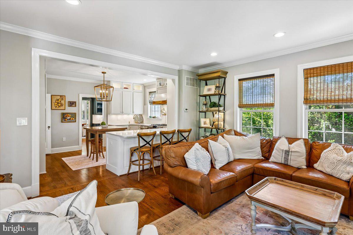 RUXTON - Residential