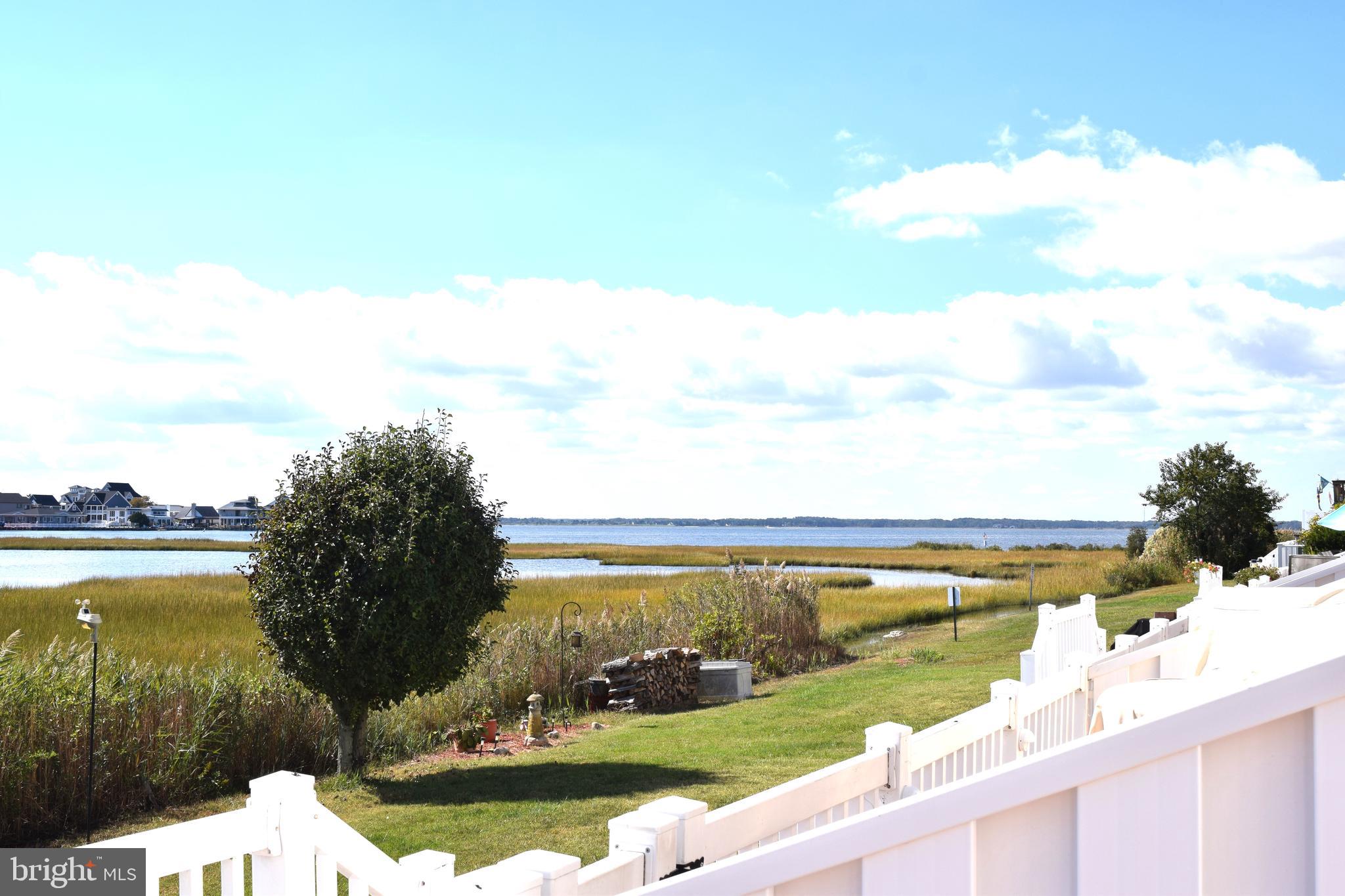 CAINE HARBOR MILE - Residential