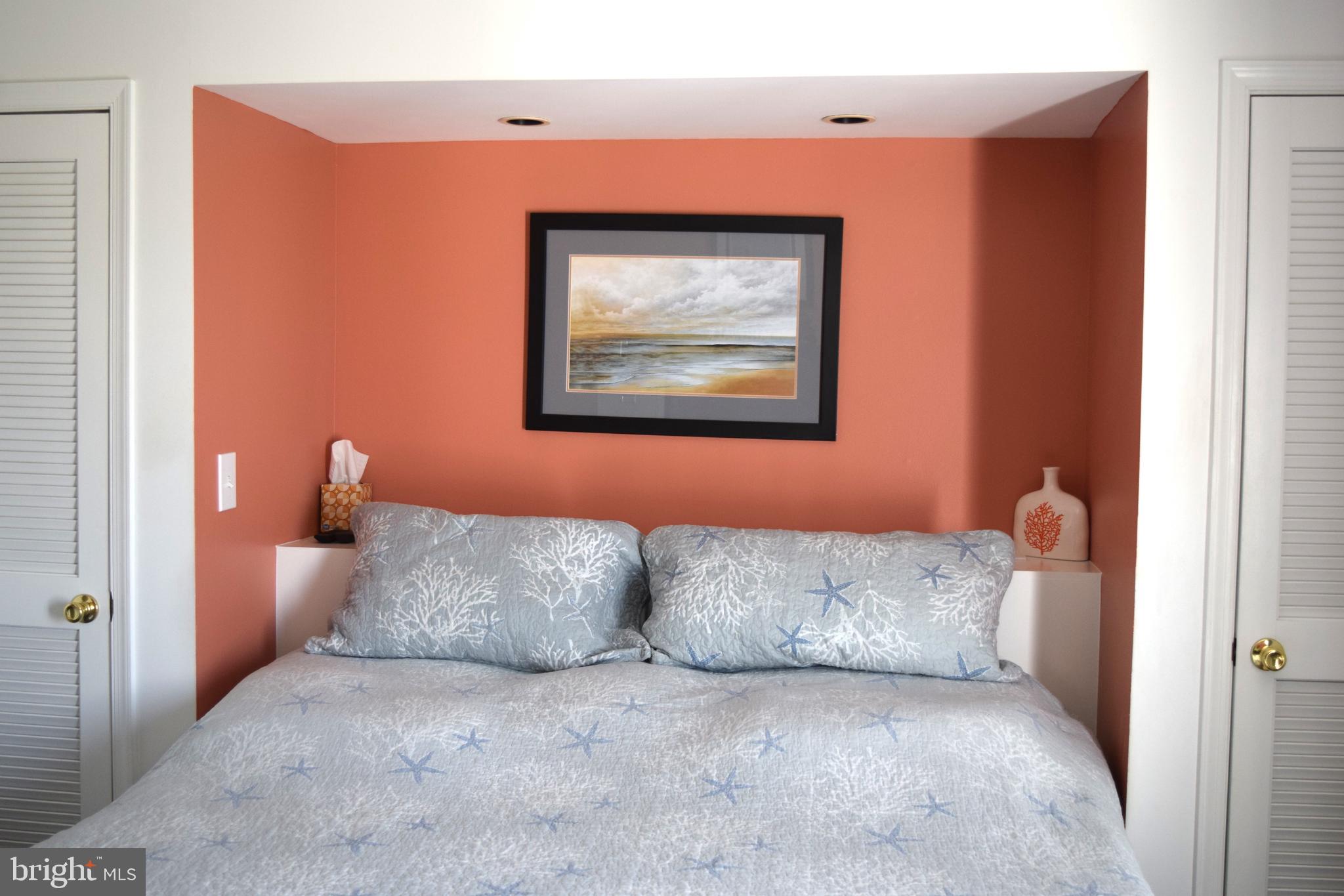 CAINE HARBOR MILE - Residential