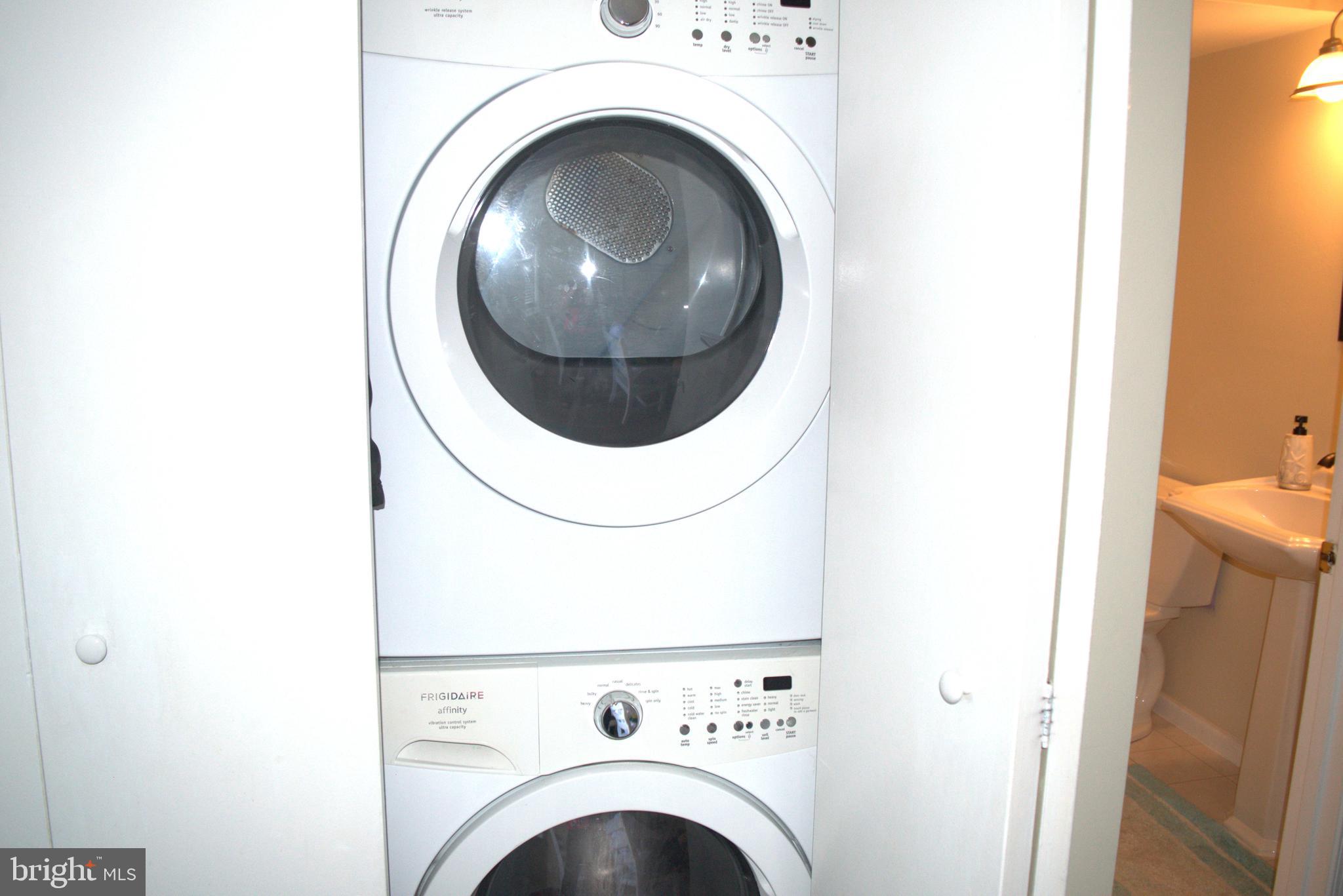 CAINE HARBOR MILE - Residential