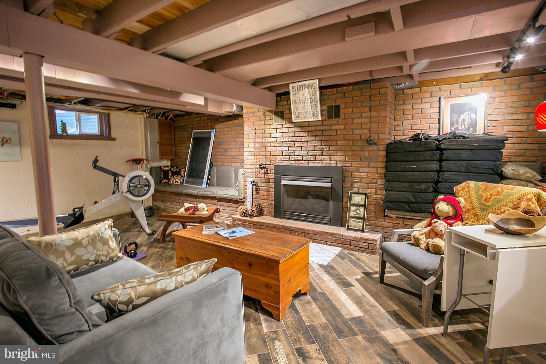 APPLE VALLEY - Residential