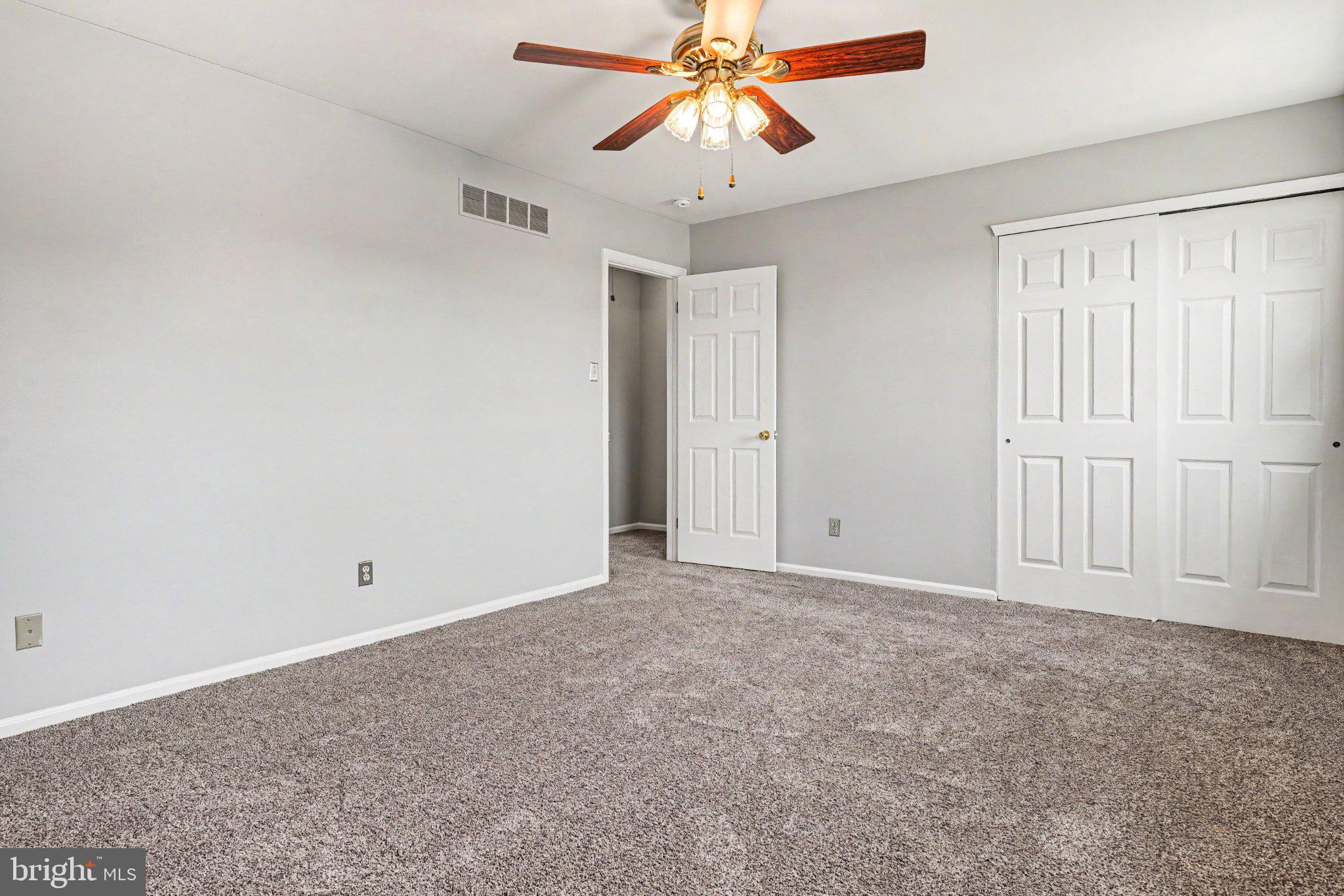 THE PINES - Residential