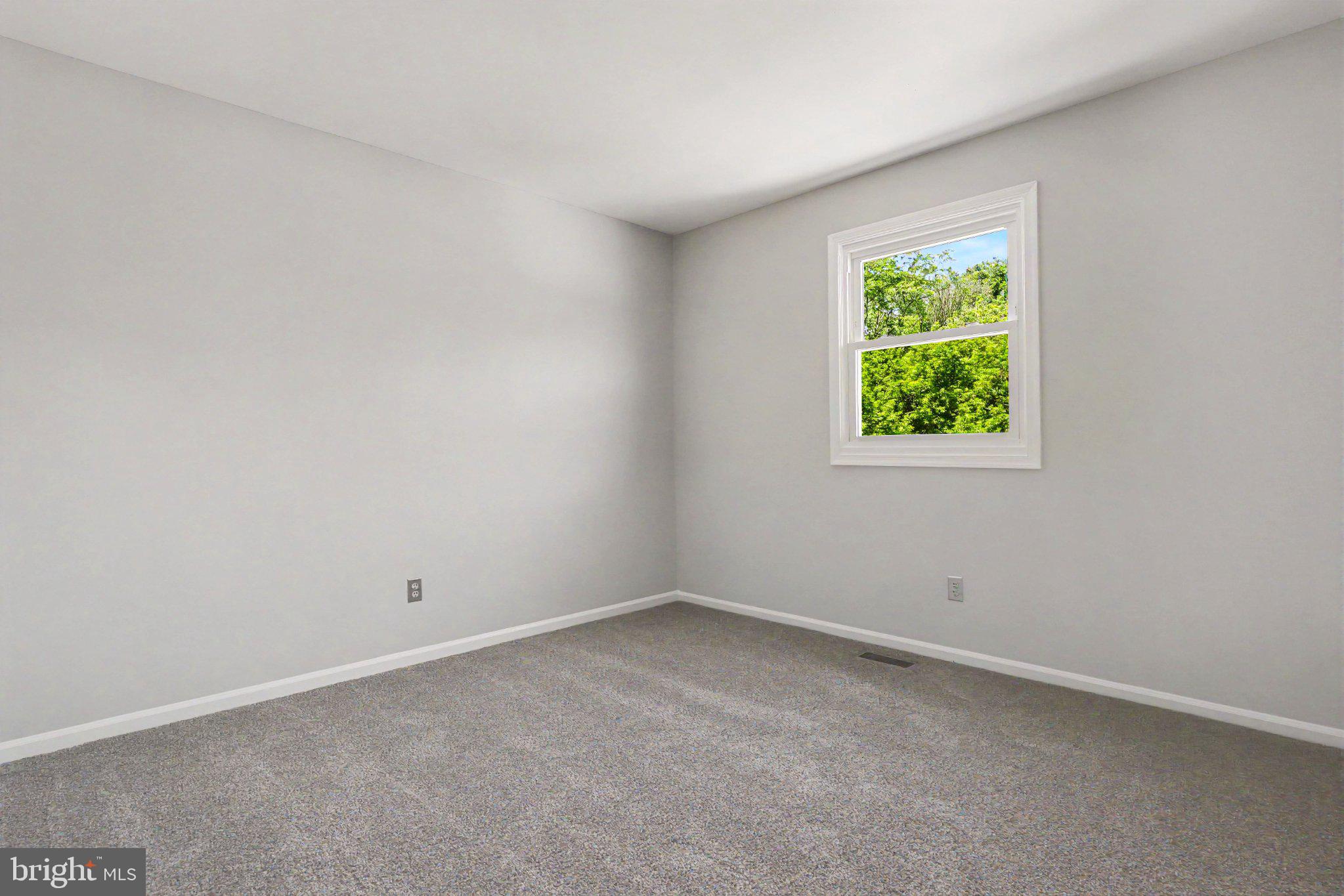THE PINES - Residential