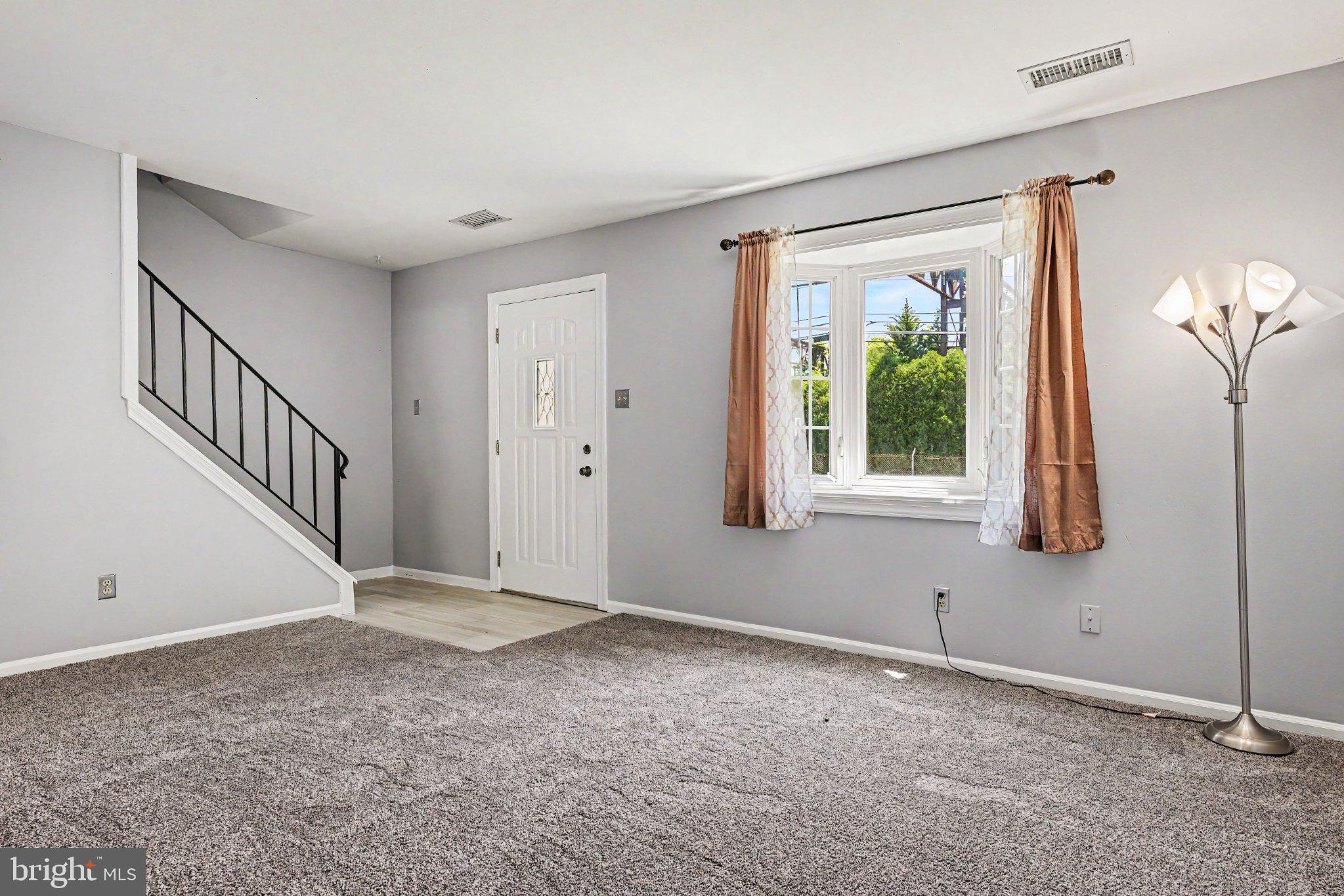 THE PINES - Residential