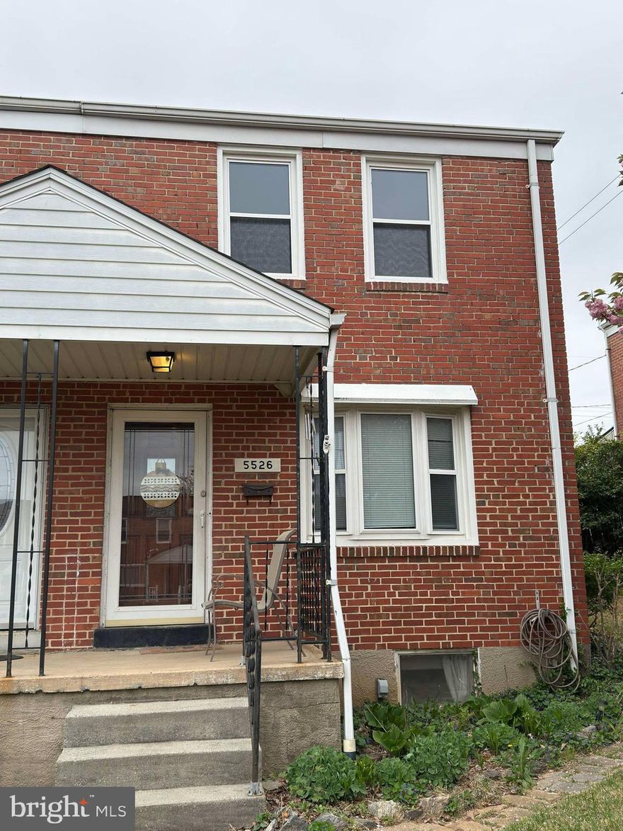 Nicely maintained end unit townhouse close to everything convenient. 3 bedrooms and 1.5 bathrooms. Hardwood floors throughout, finished basement, laundry in the house. Gas cooking, attic storage. Covered back porch overlooking generous flat back yard. Walking distance to downtown Arbutus and UMBC.
All Peace of Mind Property Management residents are enrolled in the Resident Benefits Package (RBP) for $60.95/month which includes liability insurance, credit building to help boost the resident's credit score with timely rent payments, up to $1M Identity Theft Protection, HVAC air filter delivery (for applicable properties), our best-in-class resident rewards program, on-demand pest control, and much more! More details upon application. 650 credit score and $8,000 monthly combined household income required.