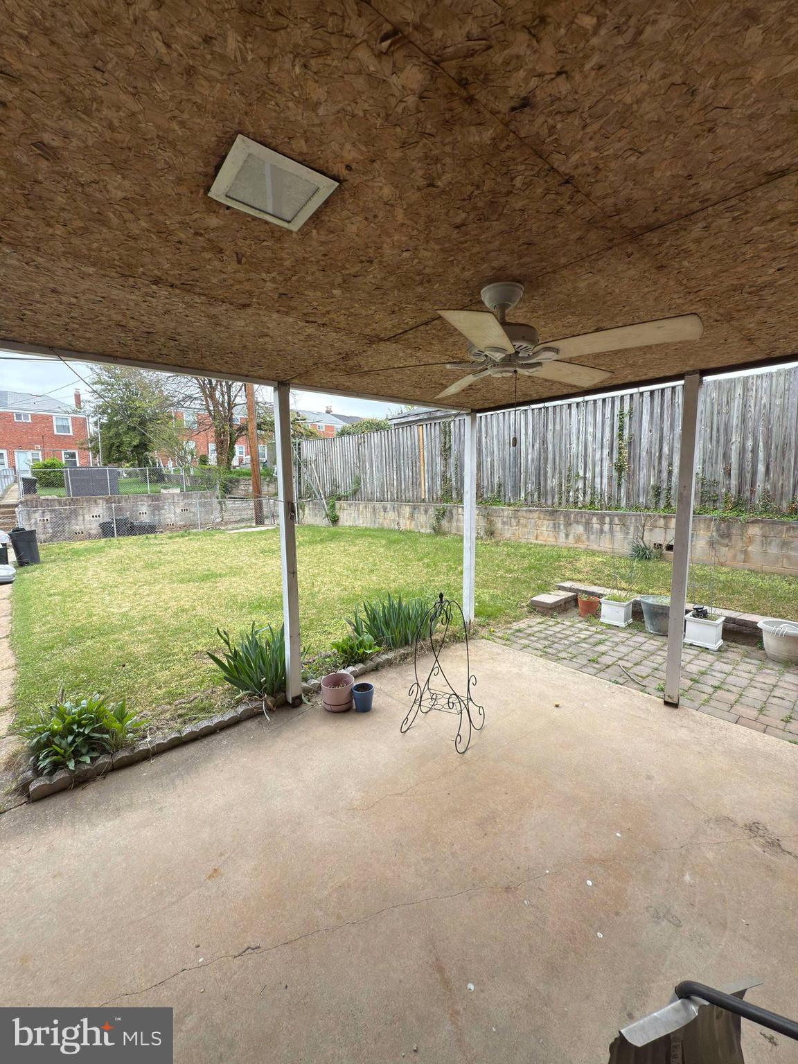 GAYLORD MANOR - Residential Lease