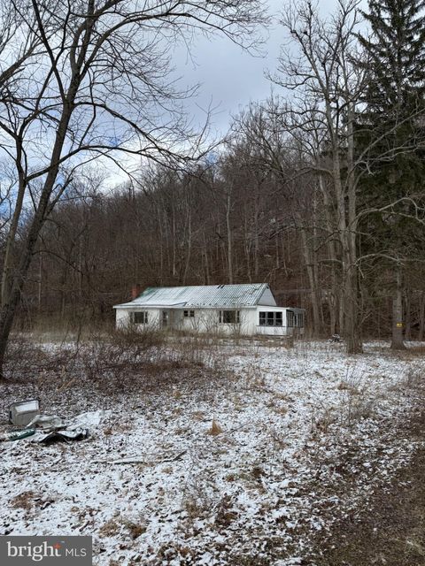 35 HIBRIDGE CIRCLE LEWISTOWN PA 17044